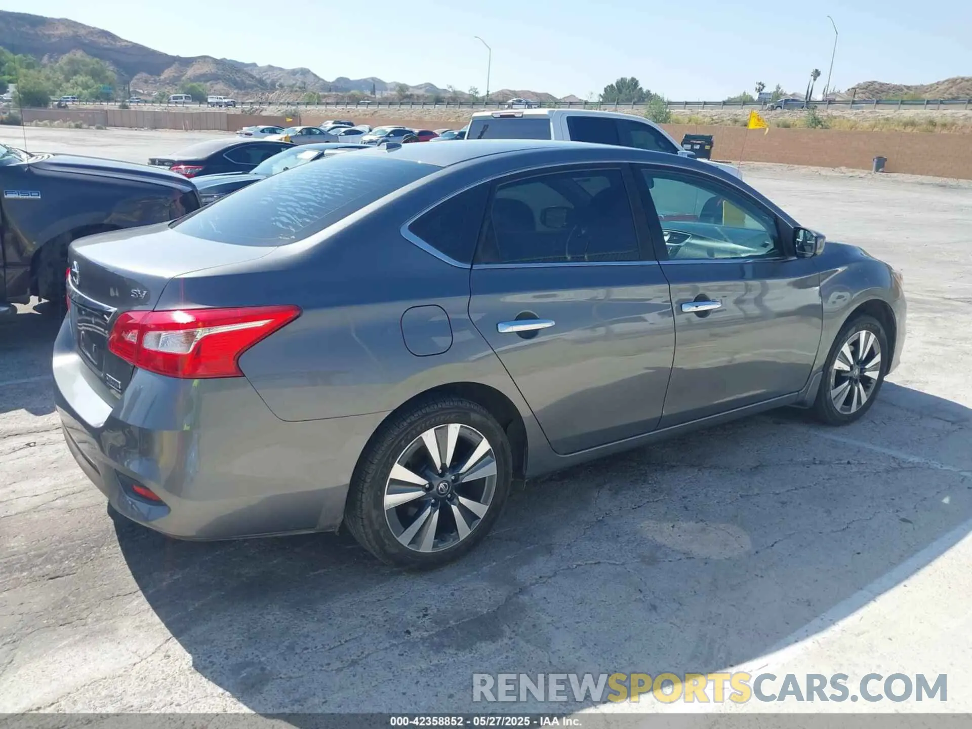 13 Photograph of a damaged car 3N1AB7AP4KY241008 NISSAN SENTRA 2019