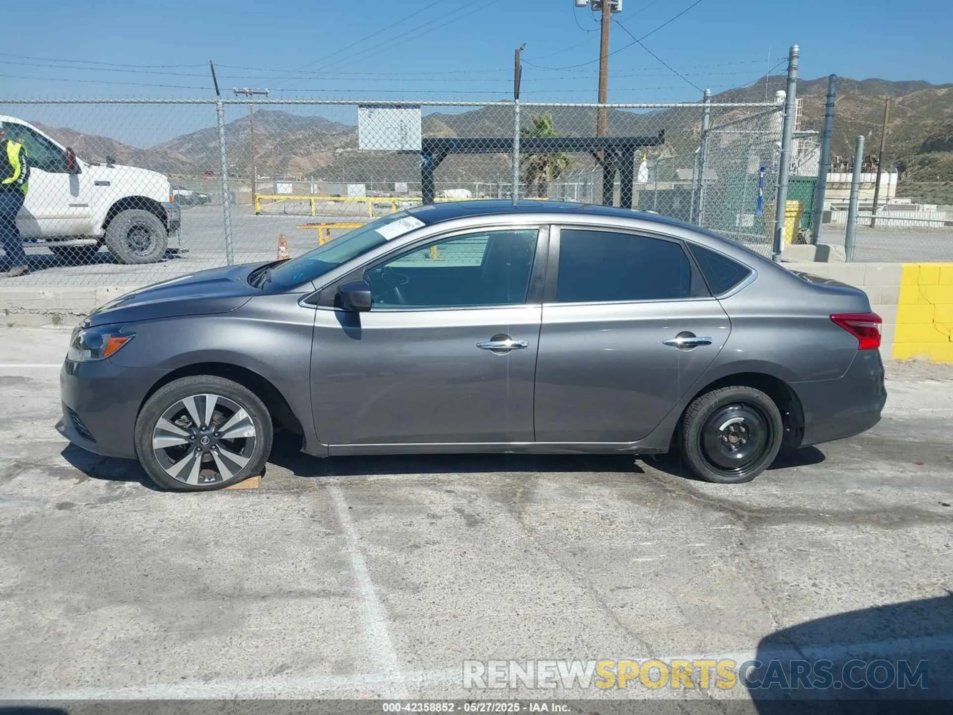 14 Photograph of a damaged car 3N1AB7AP4KY241008 NISSAN SENTRA 2019