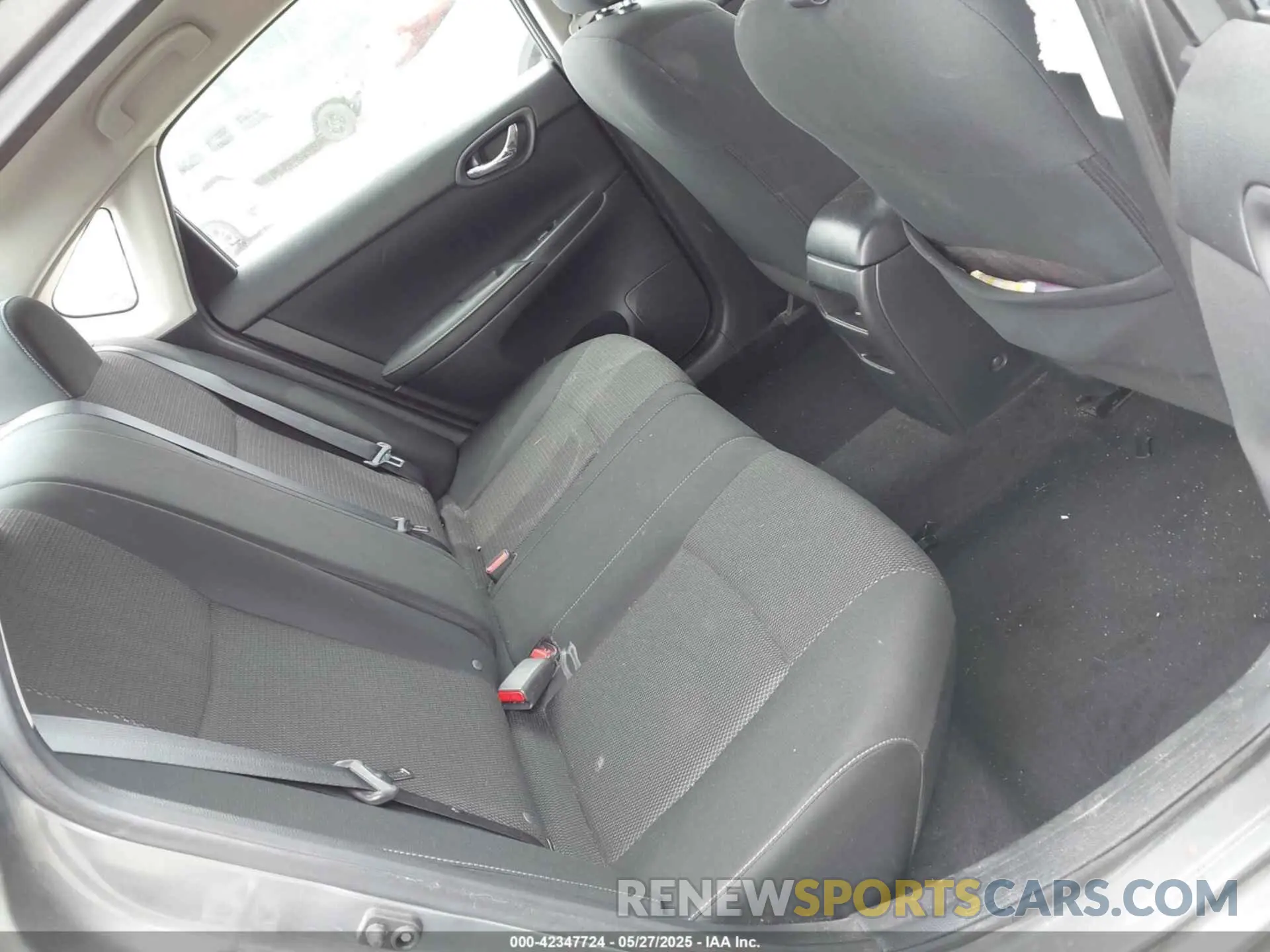 8 Photograph of a damaged car 3N1AB7AP4KY243602 NISSAN SENTRA 2019