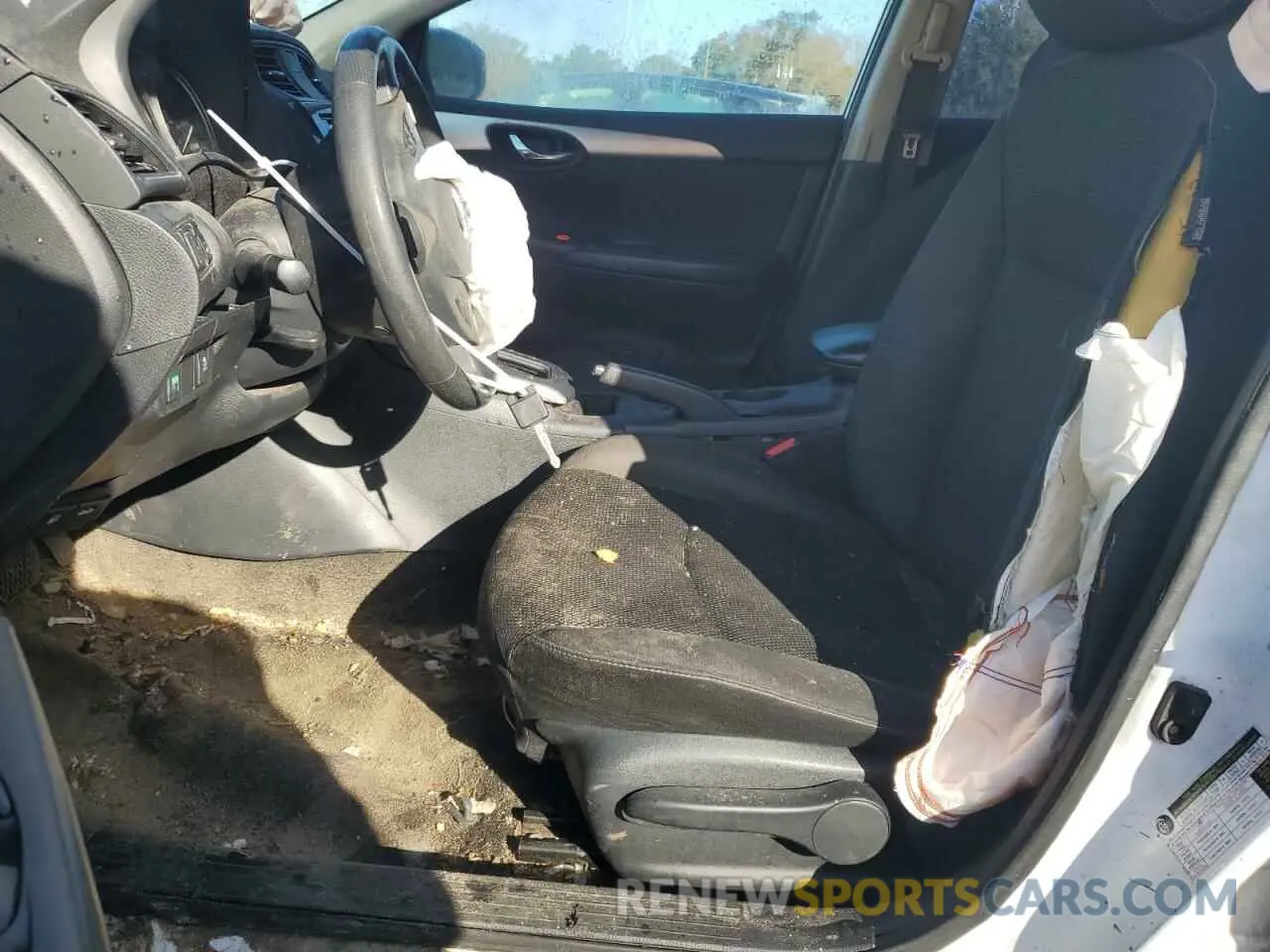 7 Photograph of a damaged car 3N1AB7AP4KY244393 NISSAN SENTRA 2019