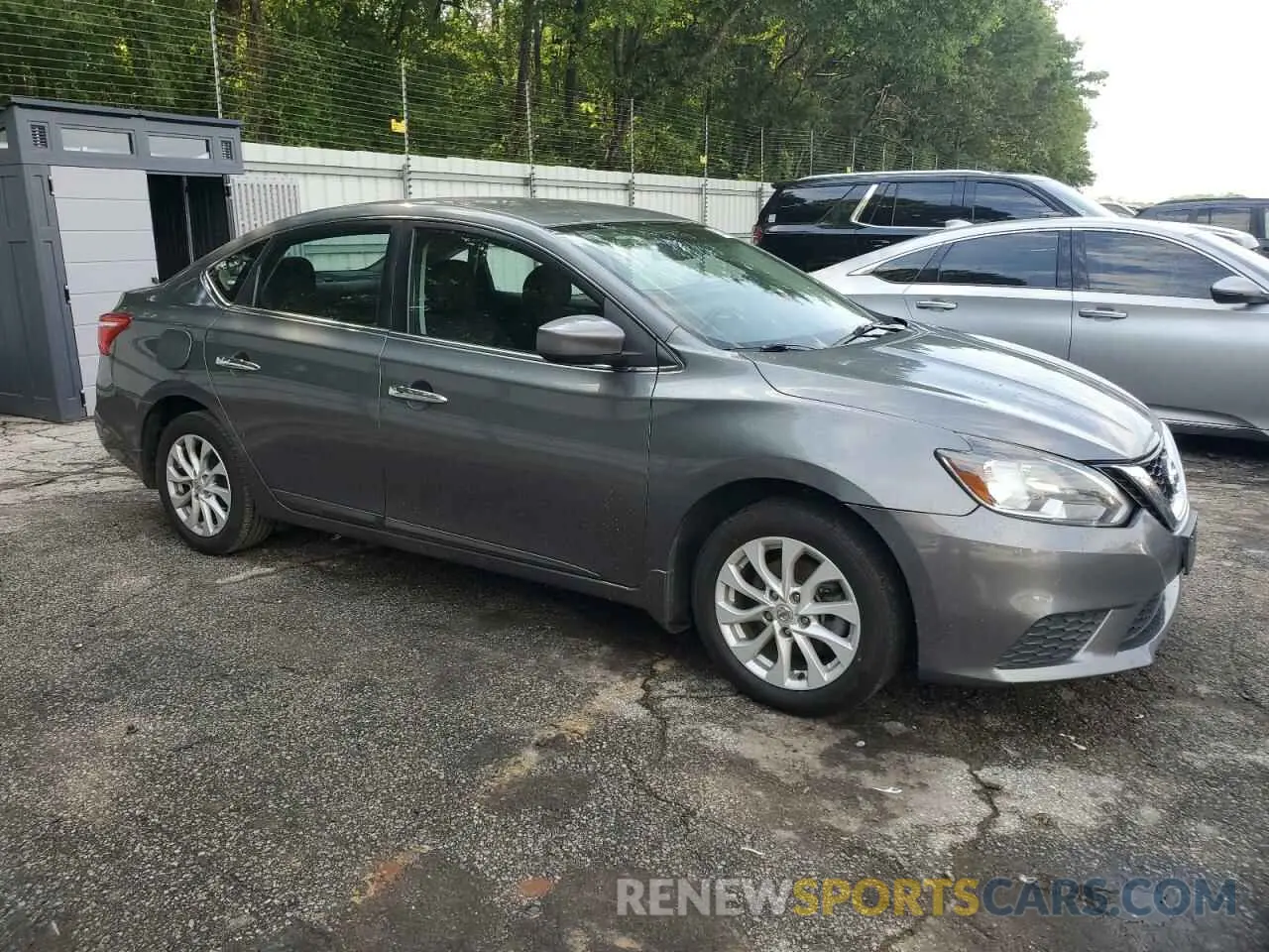 4 Photograph of a damaged car 3N1AB7AP4KY246712 NISSAN SENTRA 2019