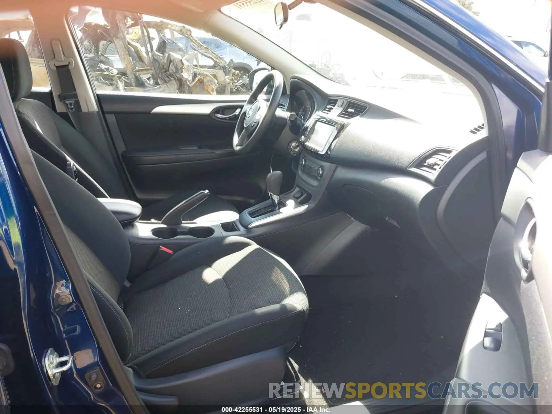 5 Photograph of a damaged car 3N1AB7AP4KY252400 NISSAN SENTRA 2019