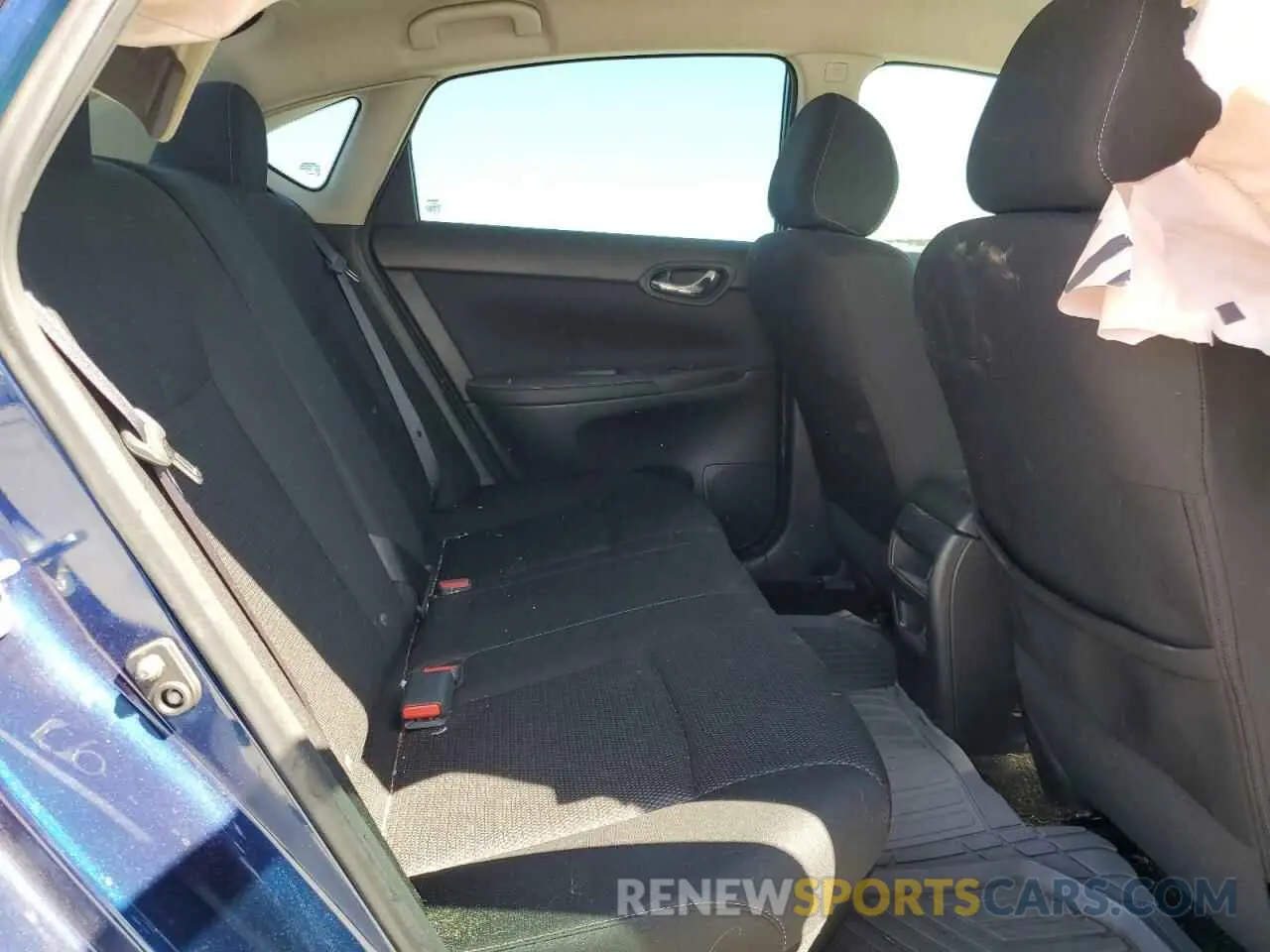 10 Photograph of a damaged car 3N1AB7AP4KY258780 NISSAN SENTRA 2019