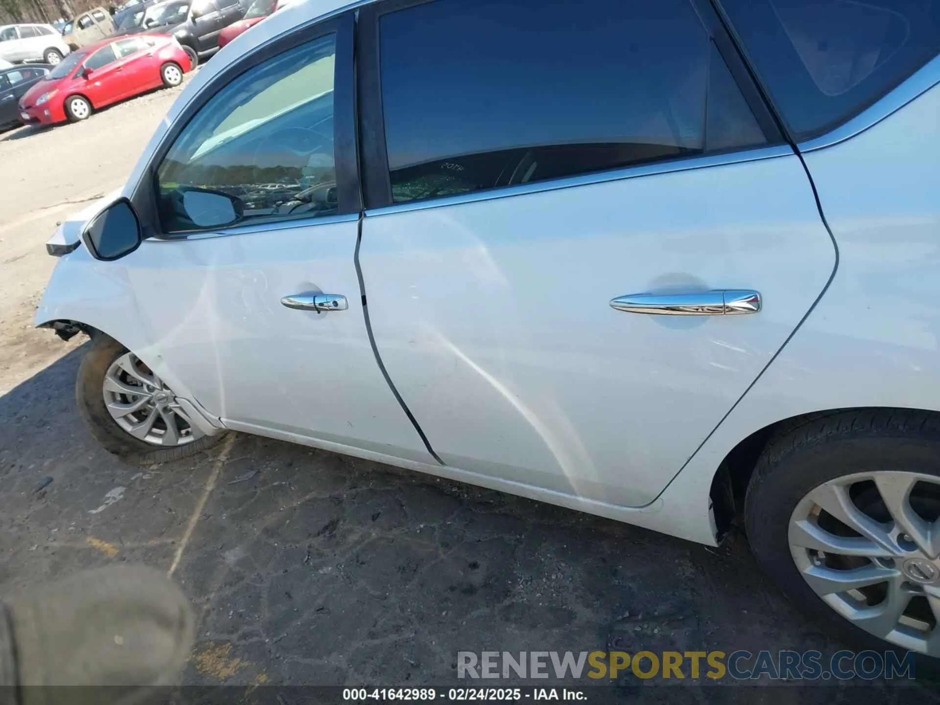 14 Photograph of a damaged car 3N1AB7AP4KY265082 NISSAN SENTRA 2019