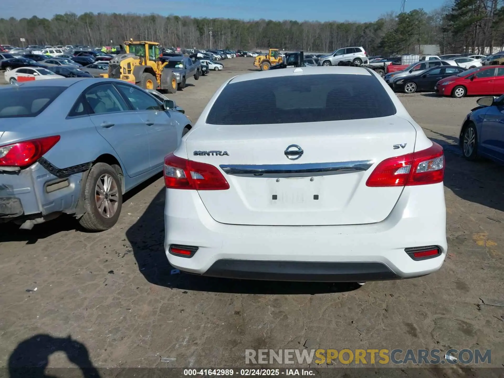 16 Photograph of a damaged car 3N1AB7AP4KY265082 NISSAN SENTRA 2019