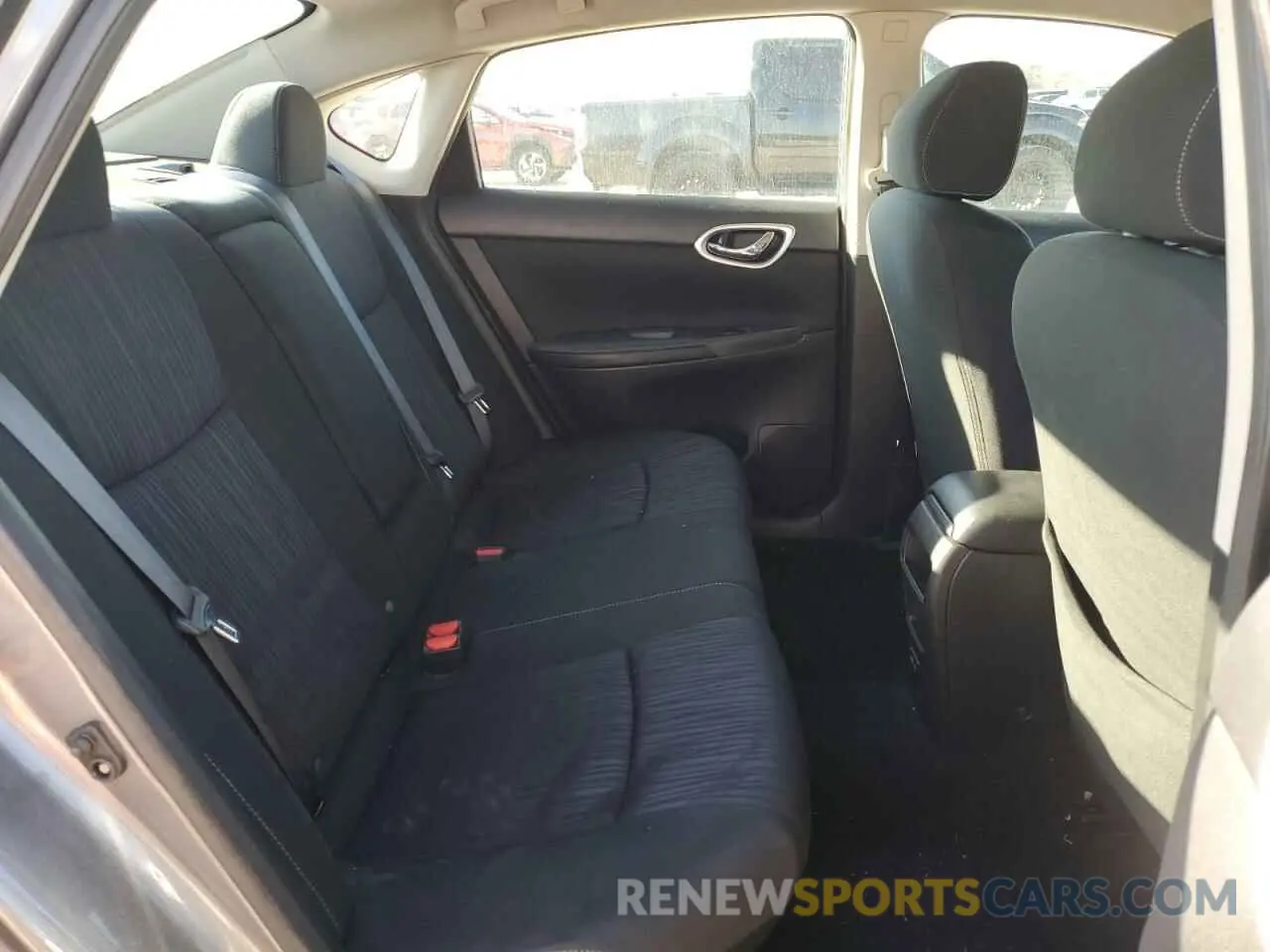 11 Photograph of a damaged car 3N1AB7AP4KY284098 NISSAN SENTRA 2019