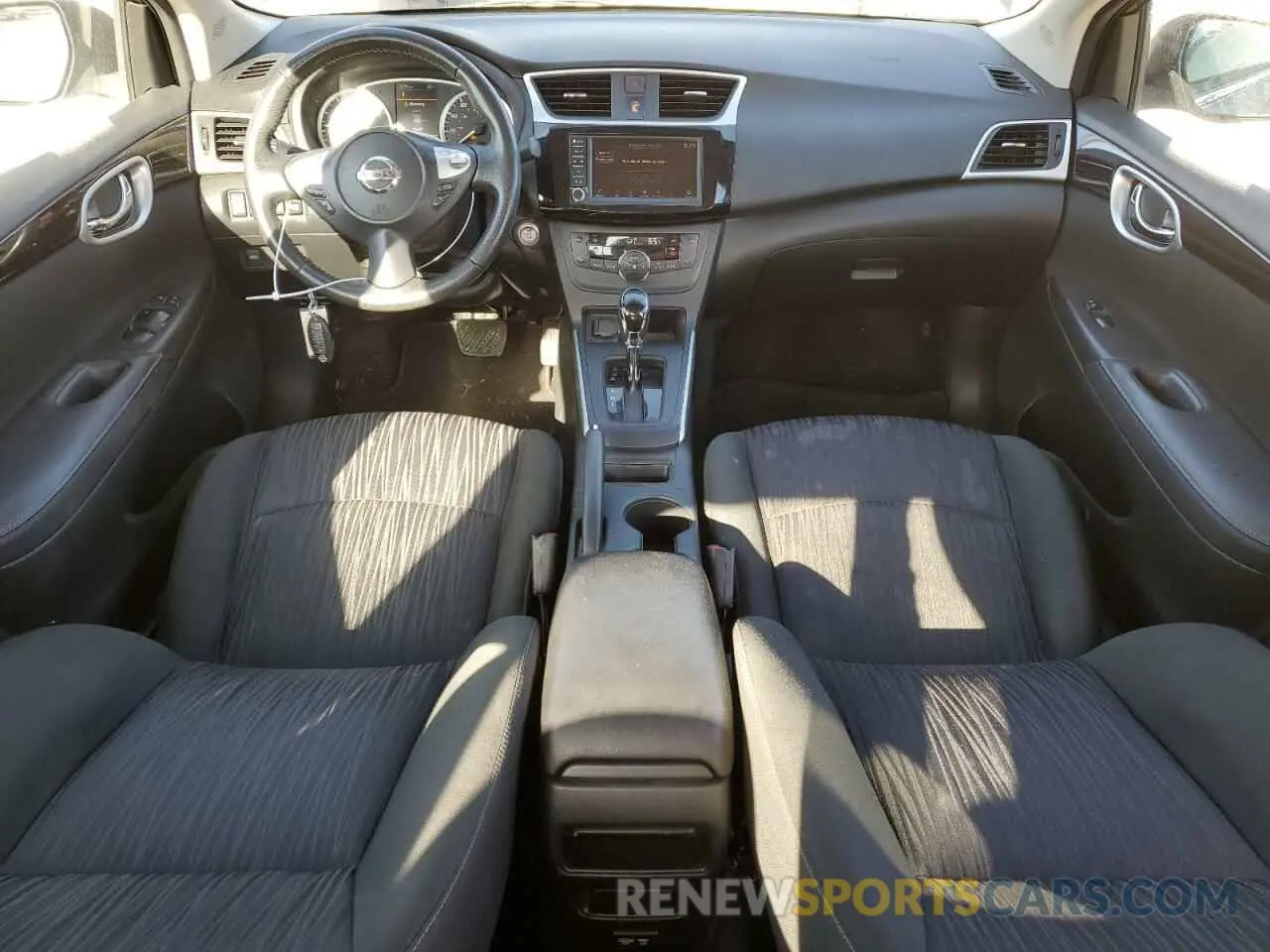 8 Photograph of a damaged car 3N1AB7AP4KY284098 NISSAN SENTRA 2019
