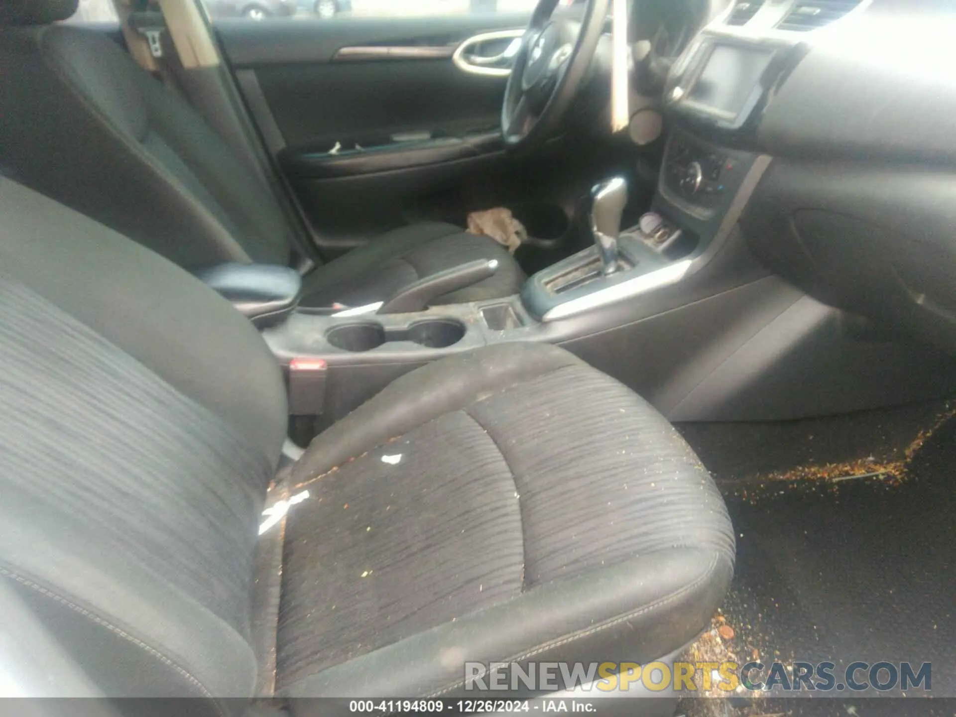 5 Photograph of a damaged car 3N1AB7AP4KY311509 NISSAN SENTRA 2019