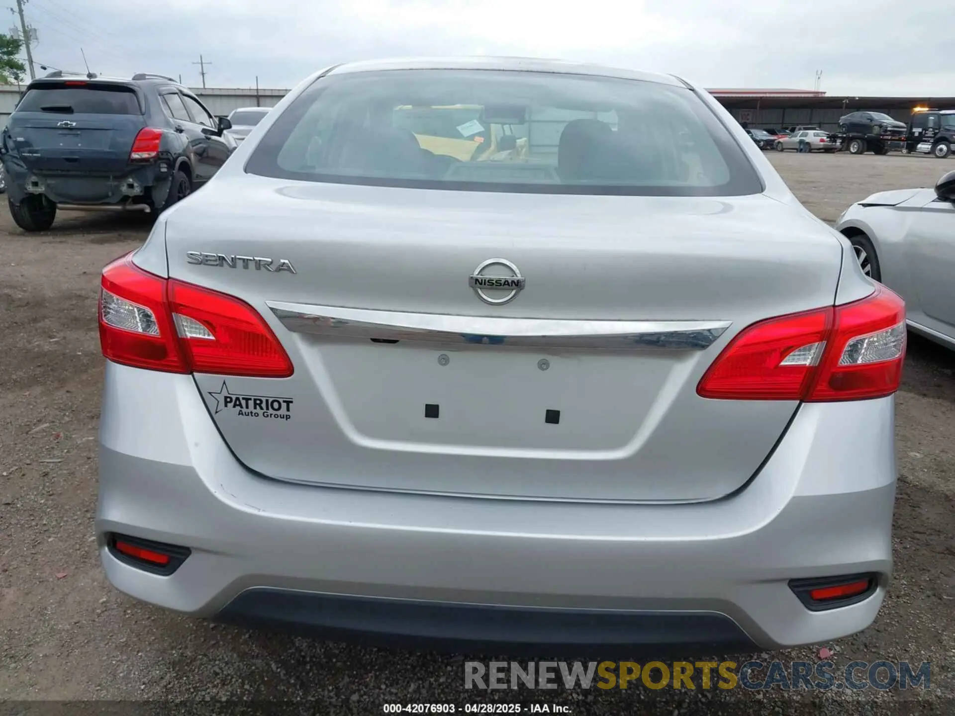 16 Photograph of a damaged car 3N1AB7AP4KY316287 NISSAN SENTRA 2019