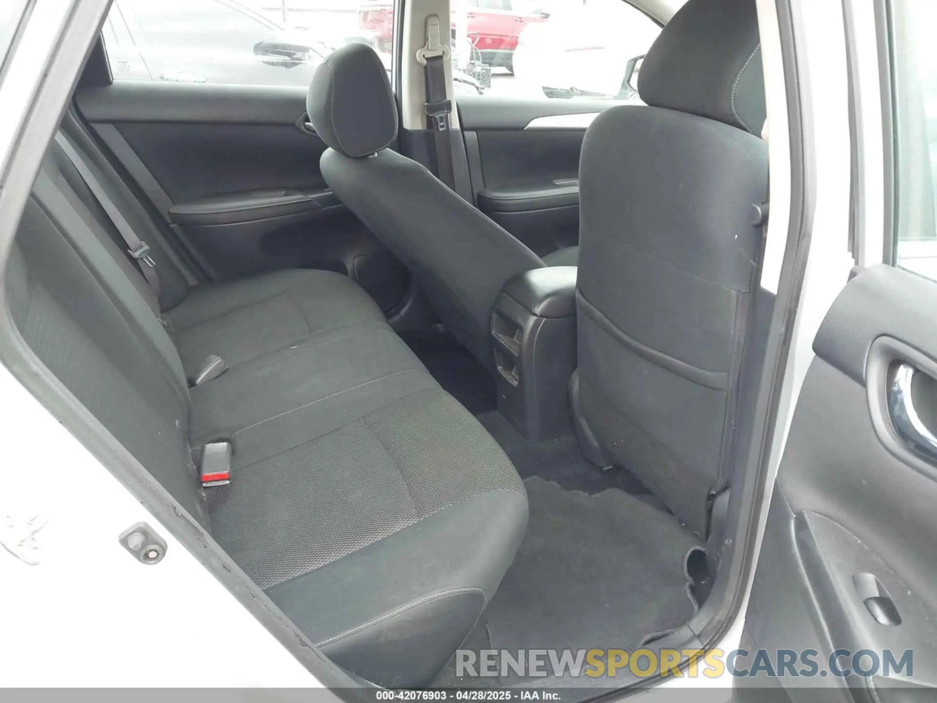 8 Photograph of a damaged car 3N1AB7AP4KY316287 NISSAN SENTRA 2019