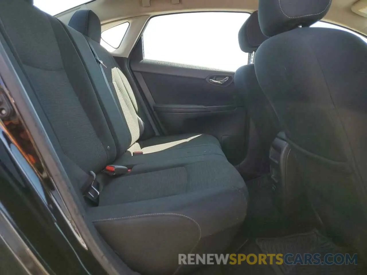 10 Photograph of a damaged car 3N1AB7AP4KY322865 NISSAN SENTRA 2019