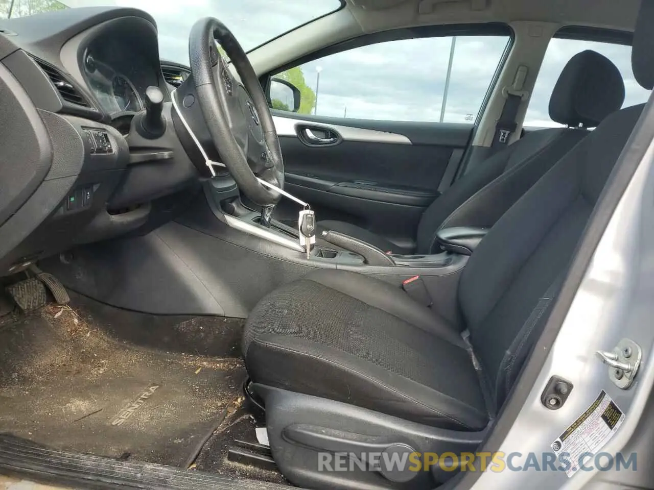 7 Photograph of a damaged car 3N1AB7AP4KY352240 NISSAN SENTRA 2019