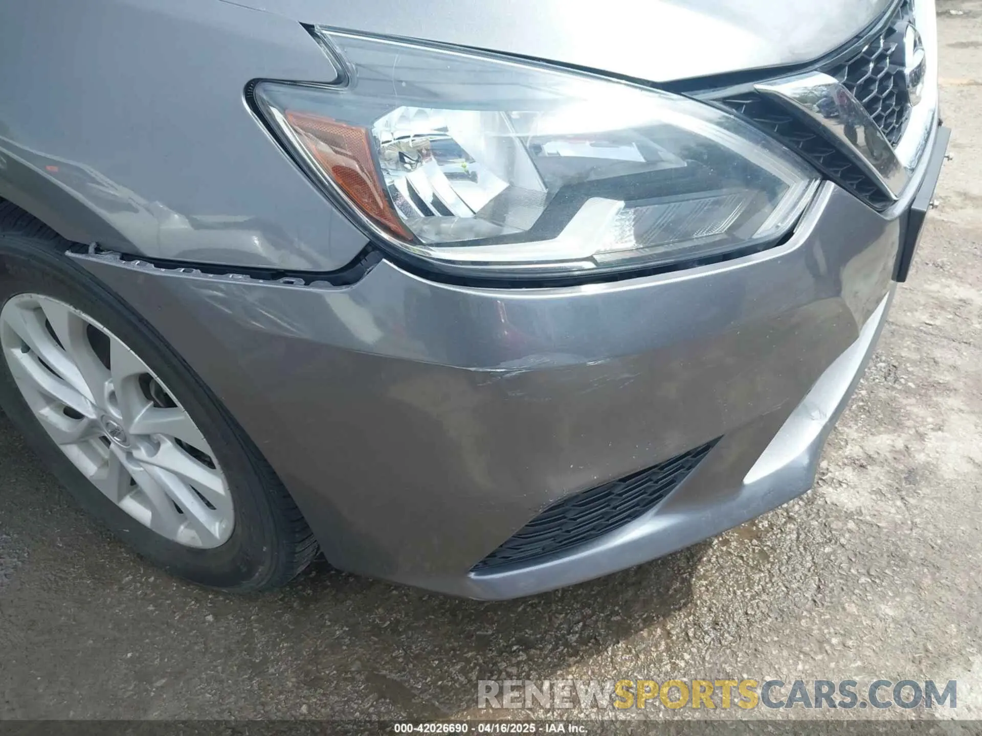 18 Photograph of a damaged car 3N1AB7AP4KY356577 NISSAN SENTRA 2019