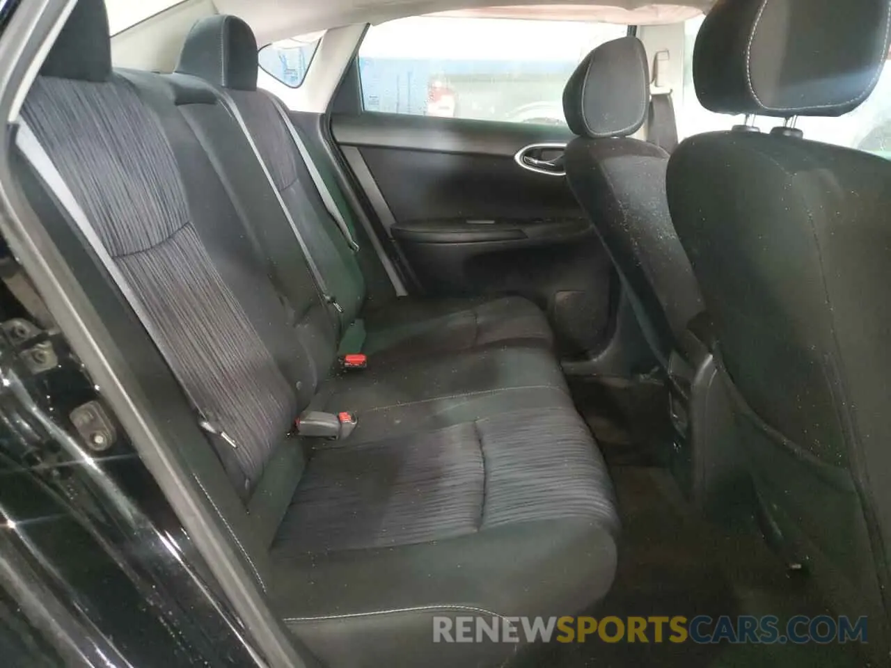 10 Photograph of a damaged car 3N1AB7AP4KY356952 NISSAN SENTRA 2019