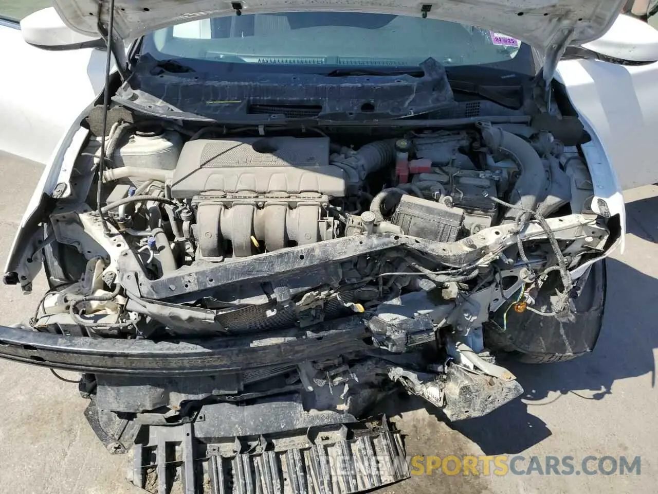 11 Photograph of a damaged car 3N1AB7AP4KY393452 NISSAN SENTRA 2019