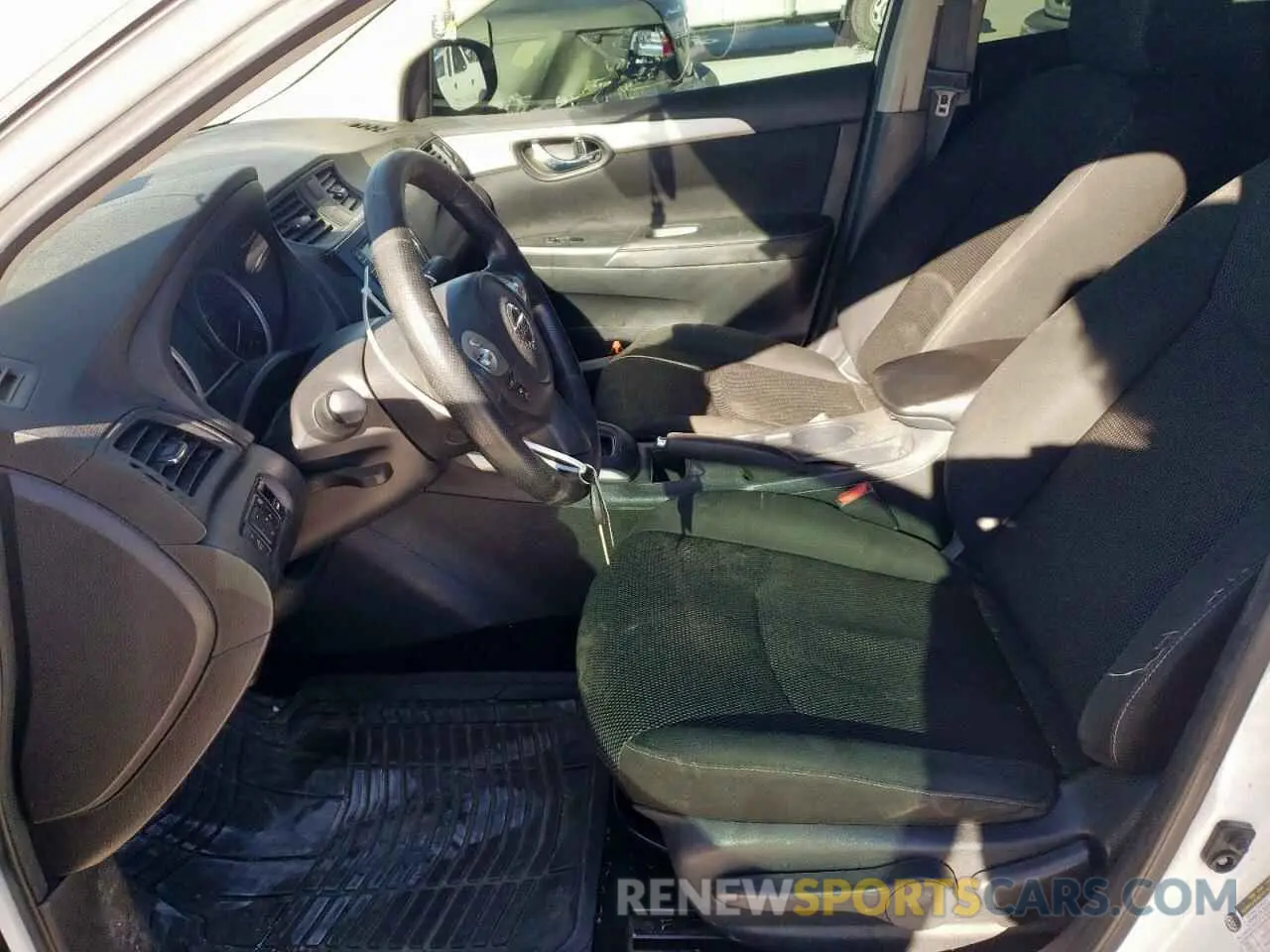 7 Photograph of a damaged car 3N1AB7AP4KY394861 NISSAN SENTRA 2019