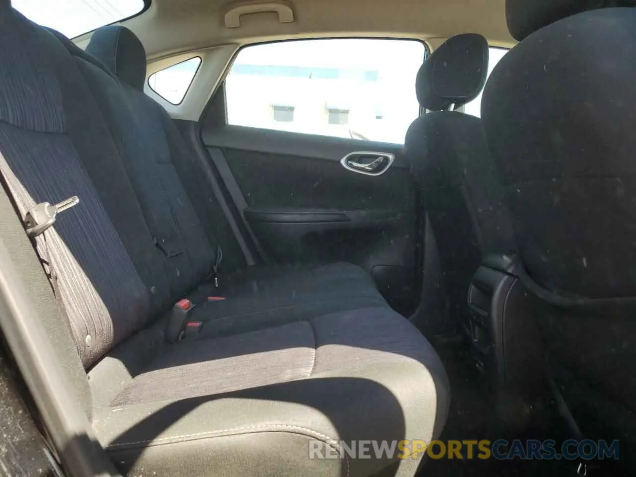 10 Photograph of a damaged car 3N1AB7AP4KY399008 NISSAN SENTRA 2019