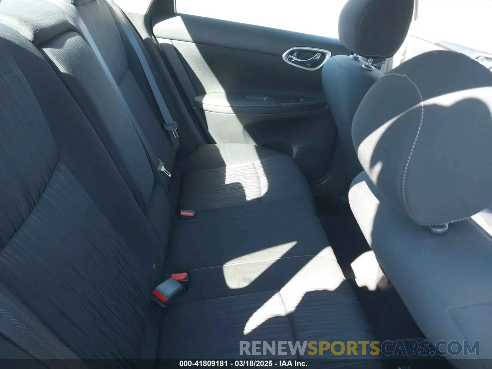 8 Photograph of a damaged car 3N1AB7AP4KY401937 NISSAN SENTRA 2019