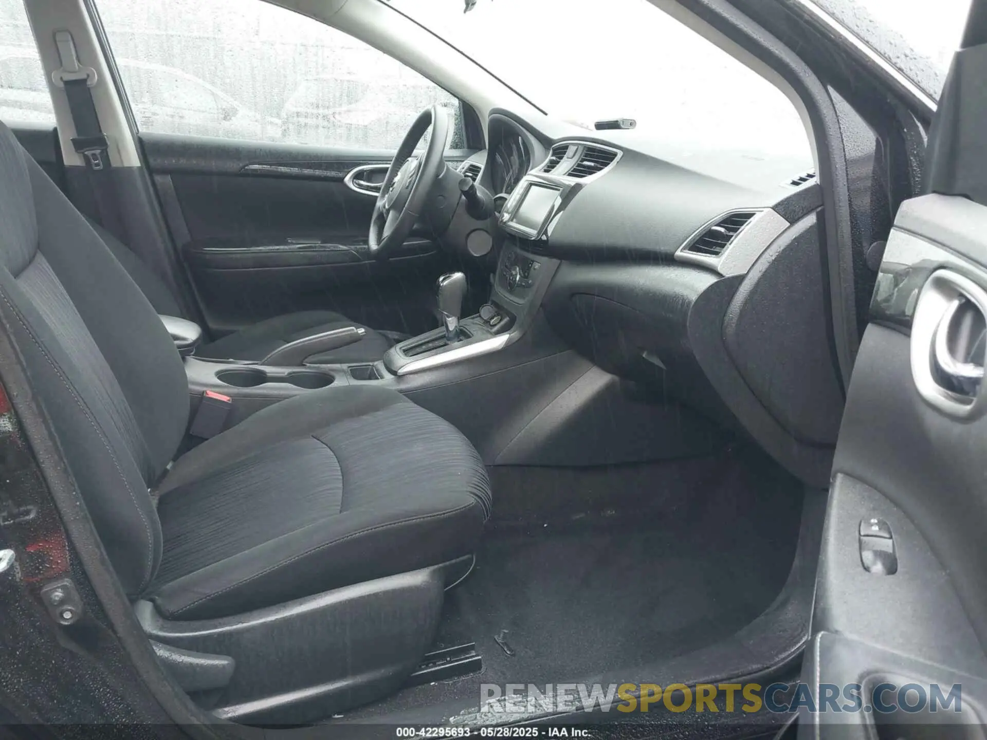 5 Photograph of a damaged car 3N1AB7AP4KY417717 NISSAN SENTRA 2019