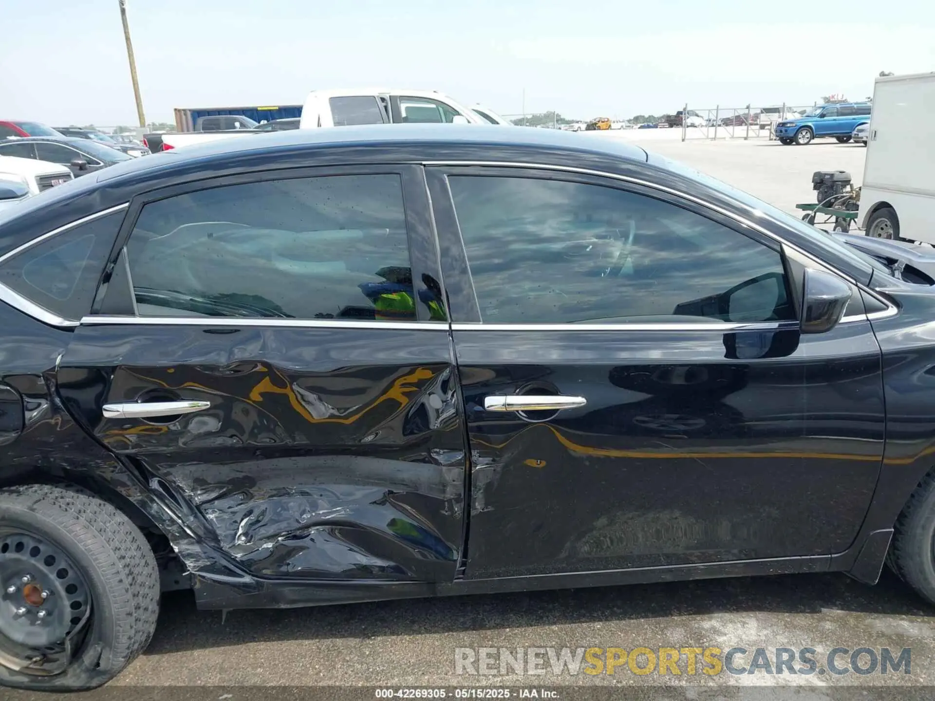 13 Photograph of a damaged car 3N1AB7AP4KY425705 NISSAN SENTRA 2019