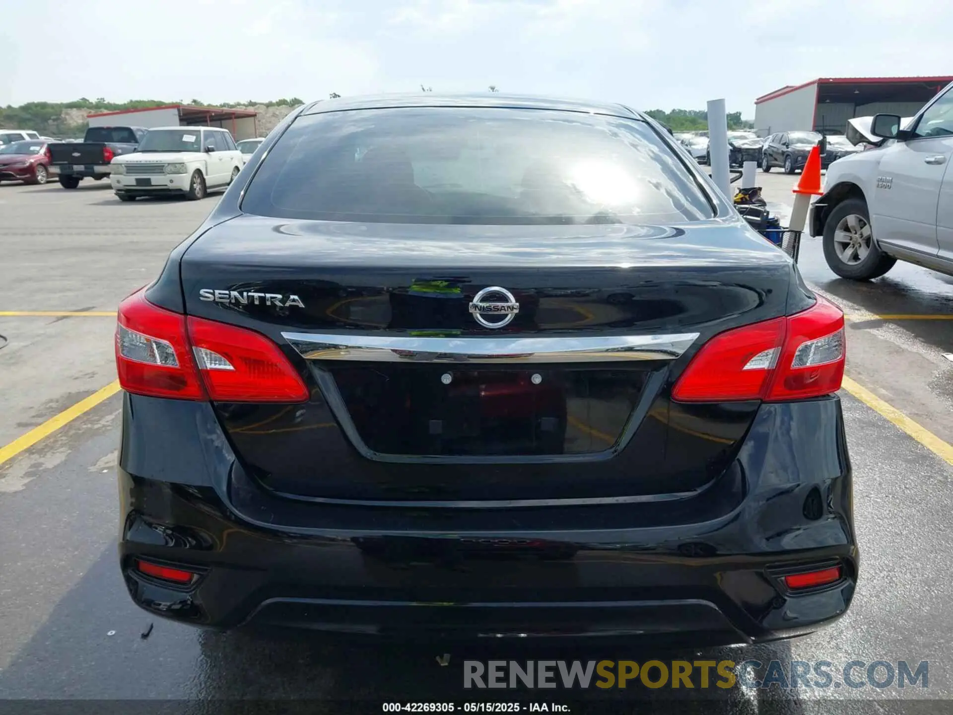 16 Photograph of a damaged car 3N1AB7AP4KY425705 NISSAN SENTRA 2019