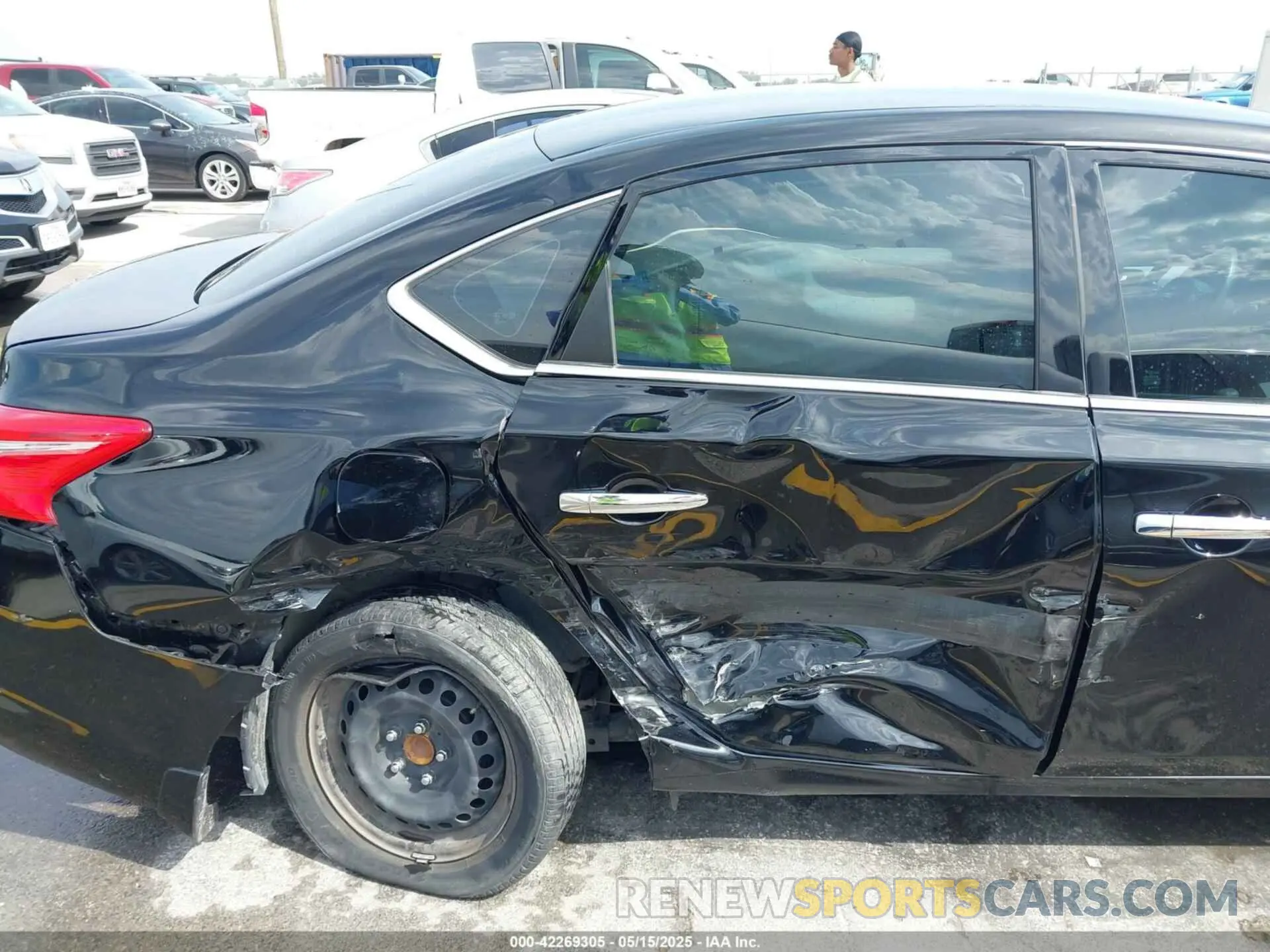 6 Photograph of a damaged car 3N1AB7AP4KY425705 NISSAN SENTRA 2019