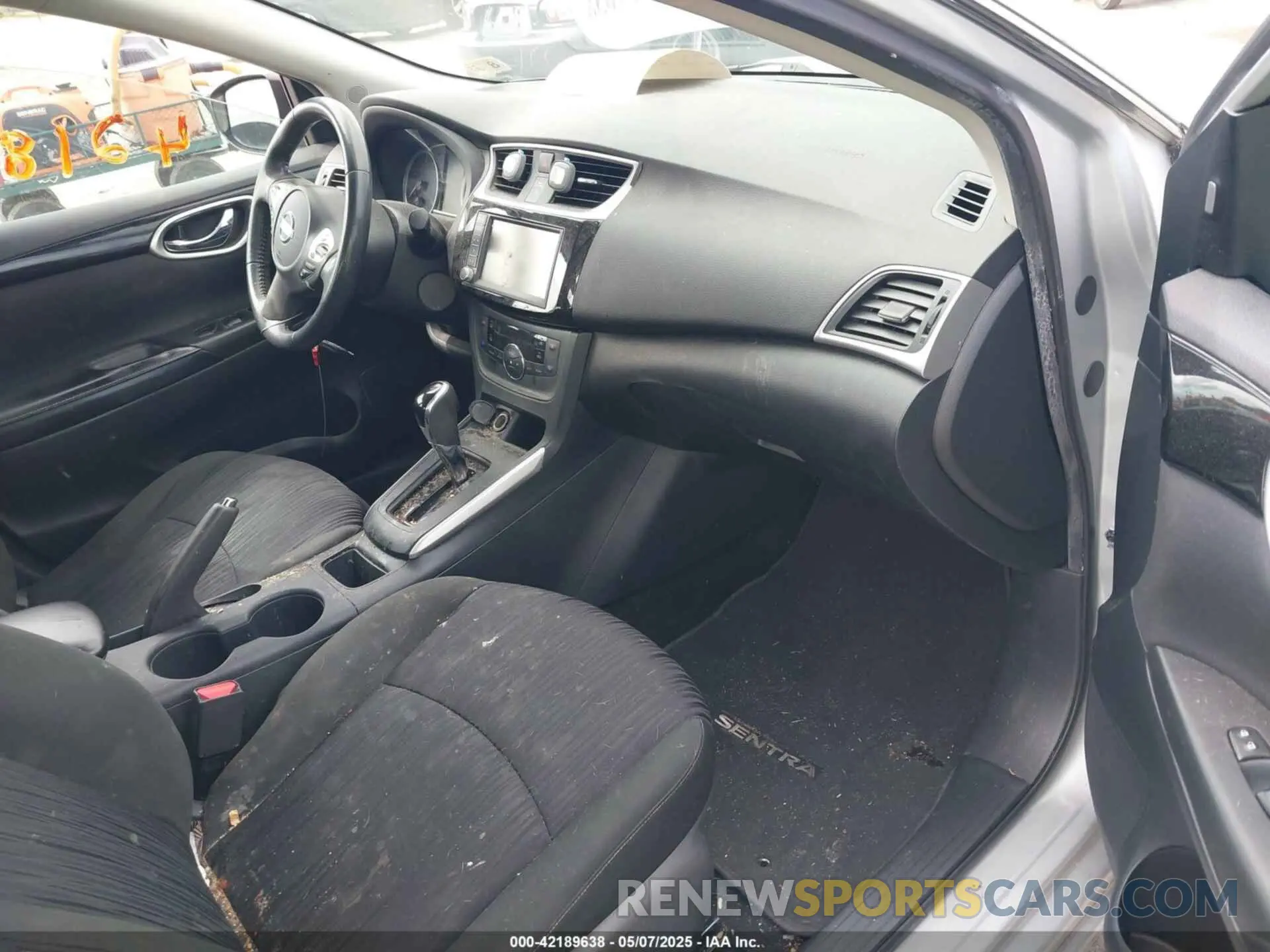 5 Photograph of a damaged car 3N1AB7AP4KY431780 NISSAN SENTRA 2019