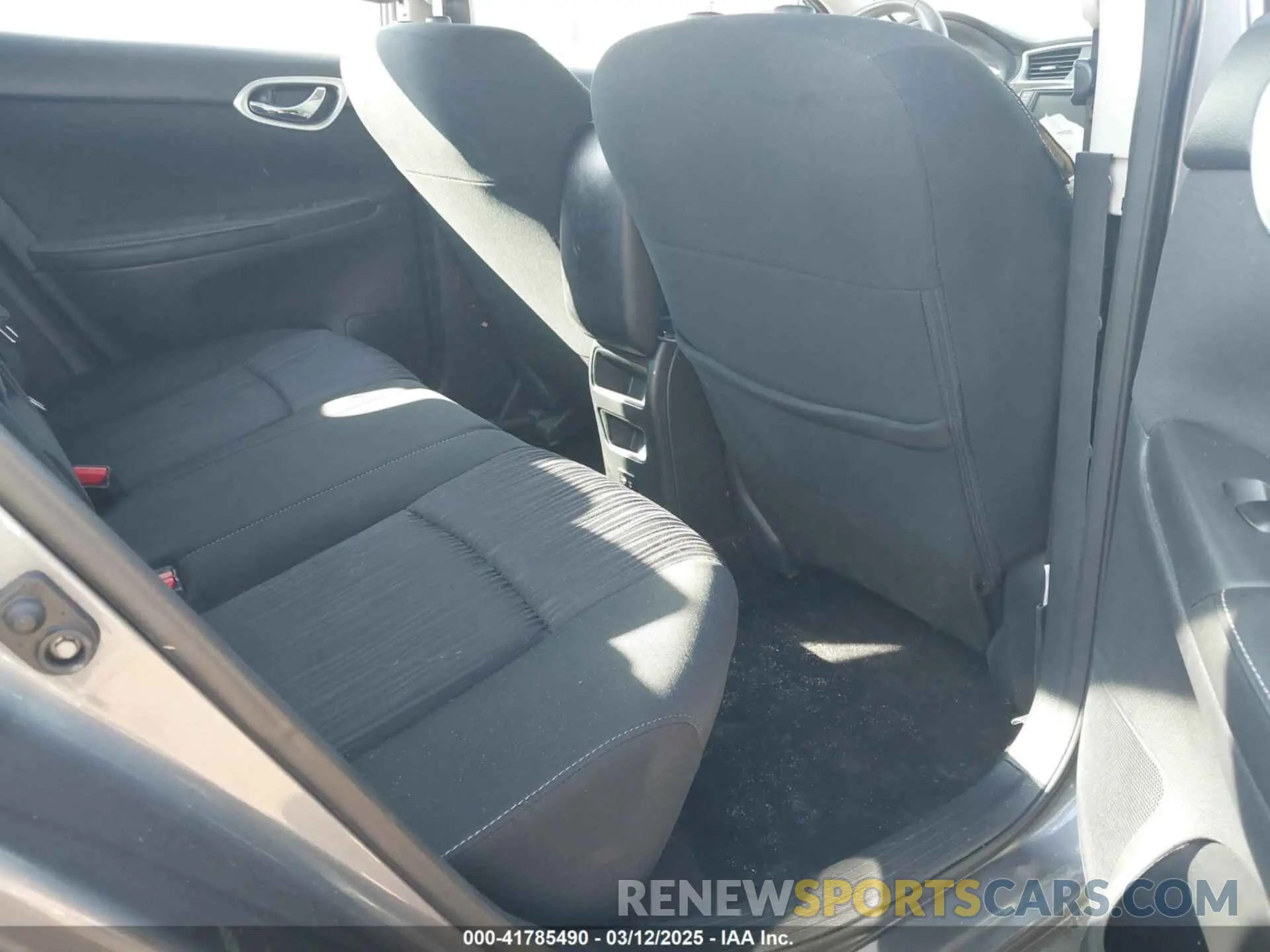 8 Photograph of a damaged car 3N1AB7AP4KY433755 NISSAN SENTRA 2019