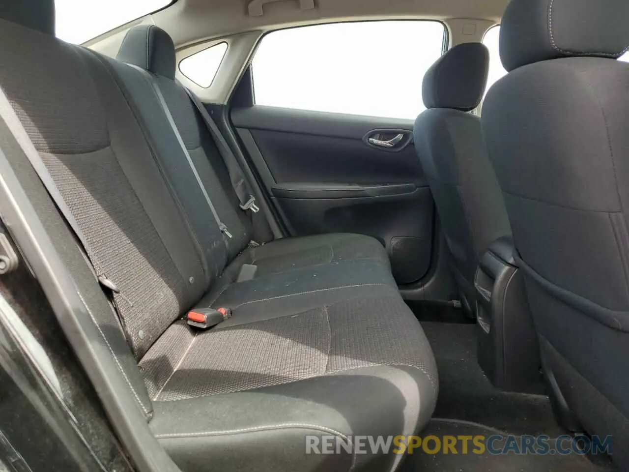 10 Photograph of a damaged car 3N1AB7AP4KY436879 NISSAN SENTRA 2019