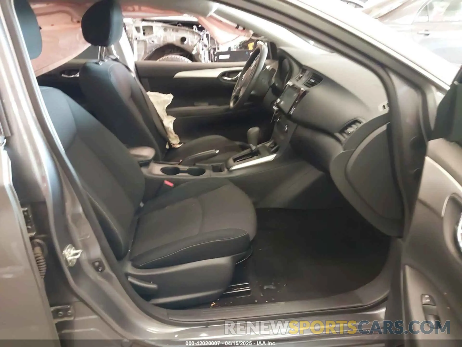 5 Photograph of a damaged car 3N1AB7AP4KY450295 NISSAN SENTRA 2019