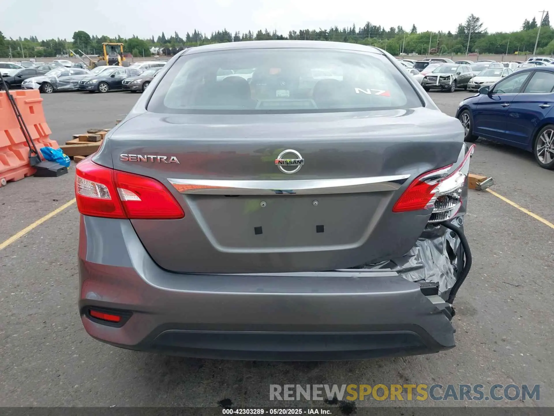16 Photograph of a damaged car 3N1AB7AP4KY456873 NISSAN SENTRA 2019