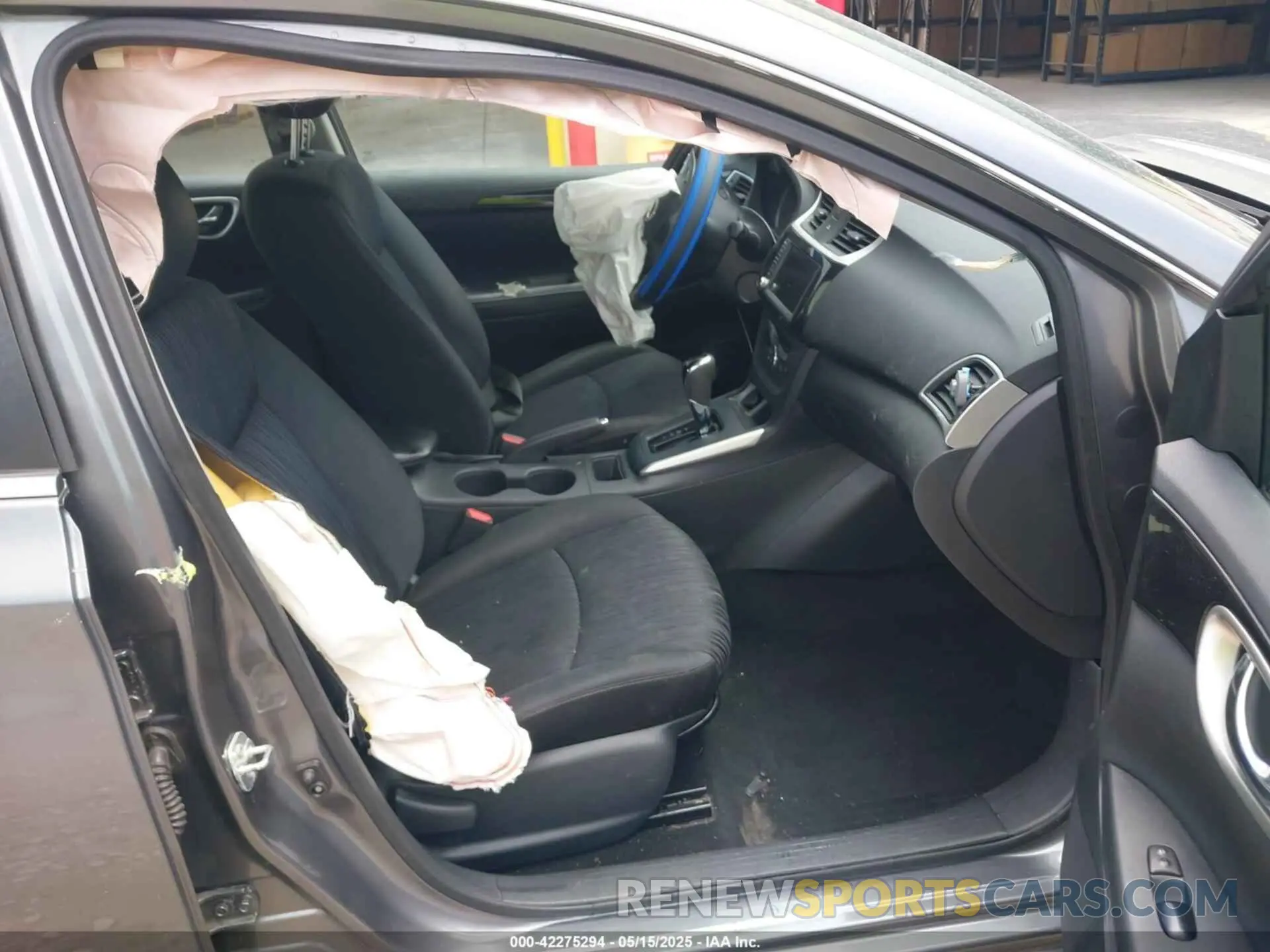 5 Photograph of a damaged car 3N1AB7AP5KL608981 NISSAN SENTRA 2019