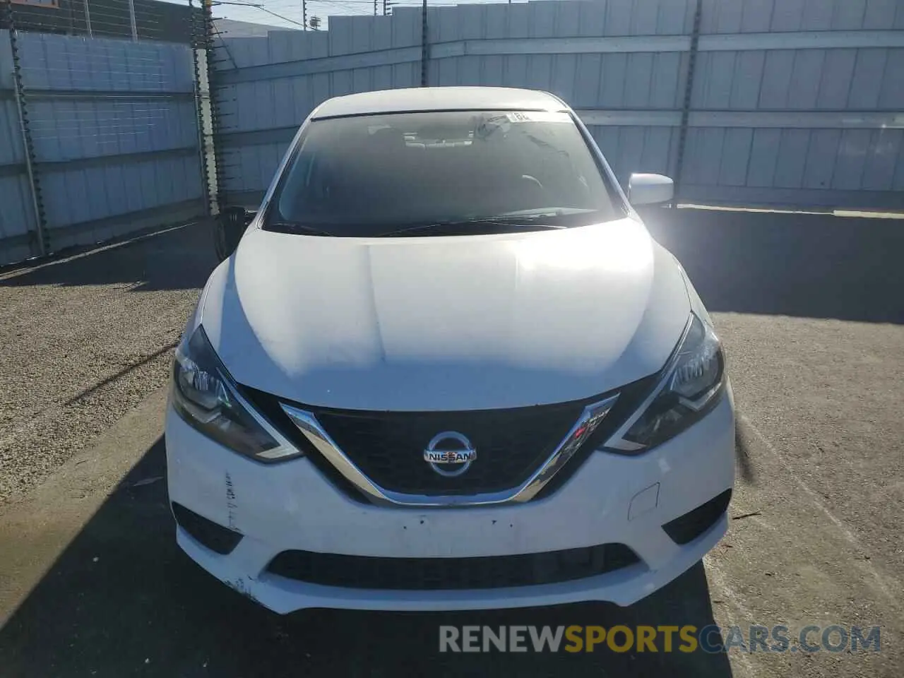 5 Photograph of a damaged car 3N1AB7AP5KL612660 NISSAN SENTRA 2019