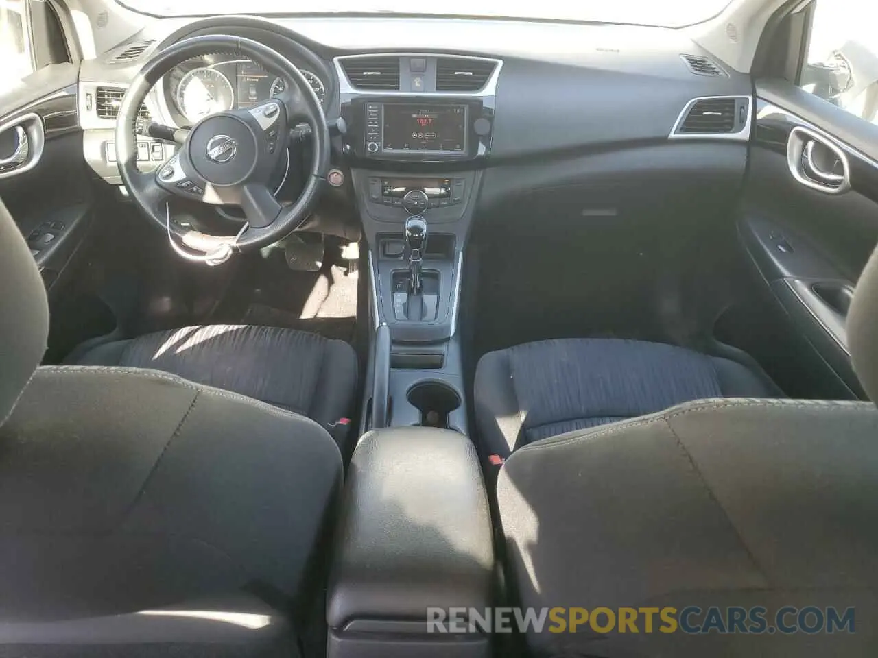 8 Photograph of a damaged car 3N1AB7AP5KL612660 NISSAN SENTRA 2019