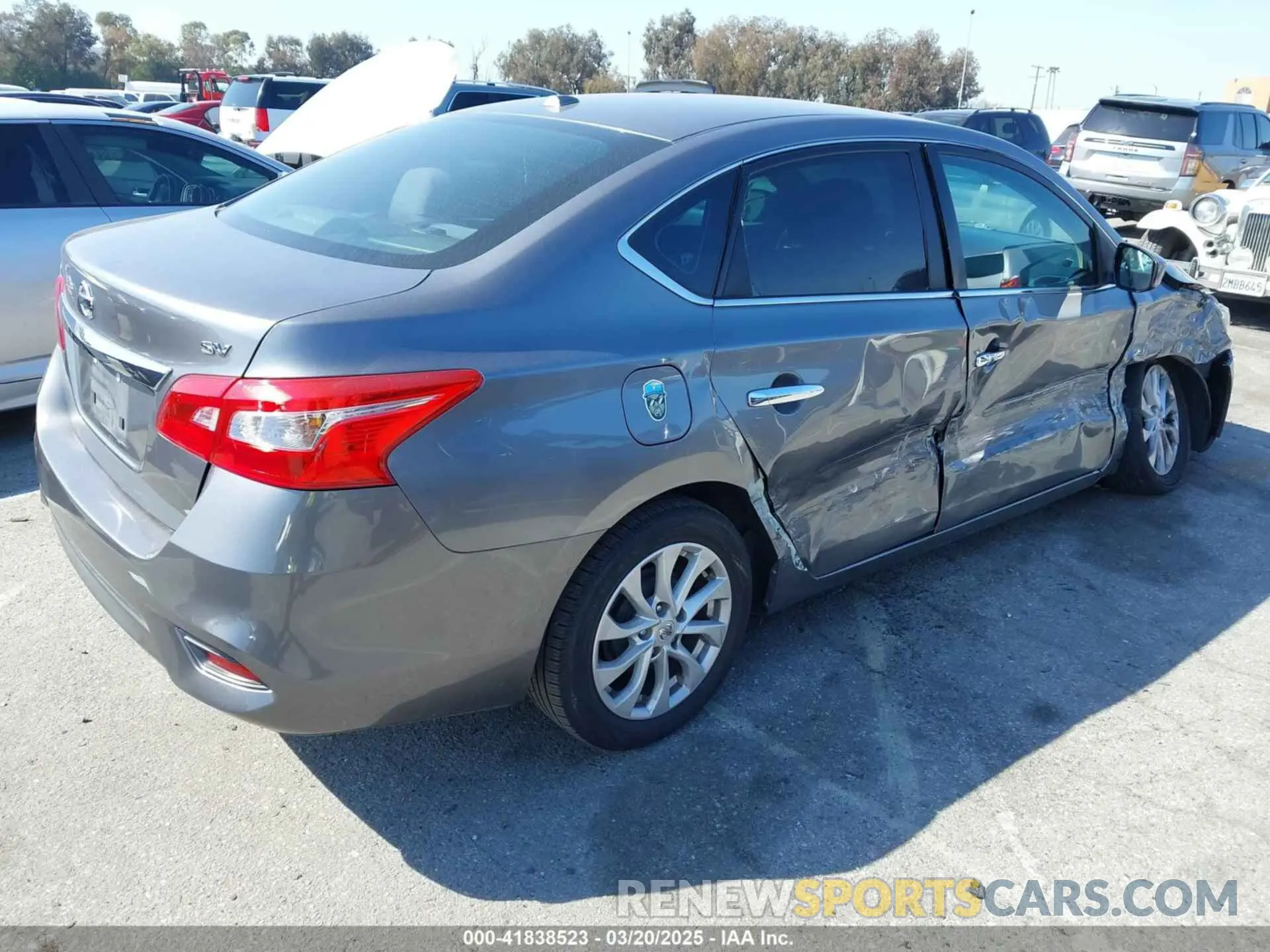 4 Photograph of a damaged car 3N1AB7AP5KL621083 NISSAN SENTRA 2019