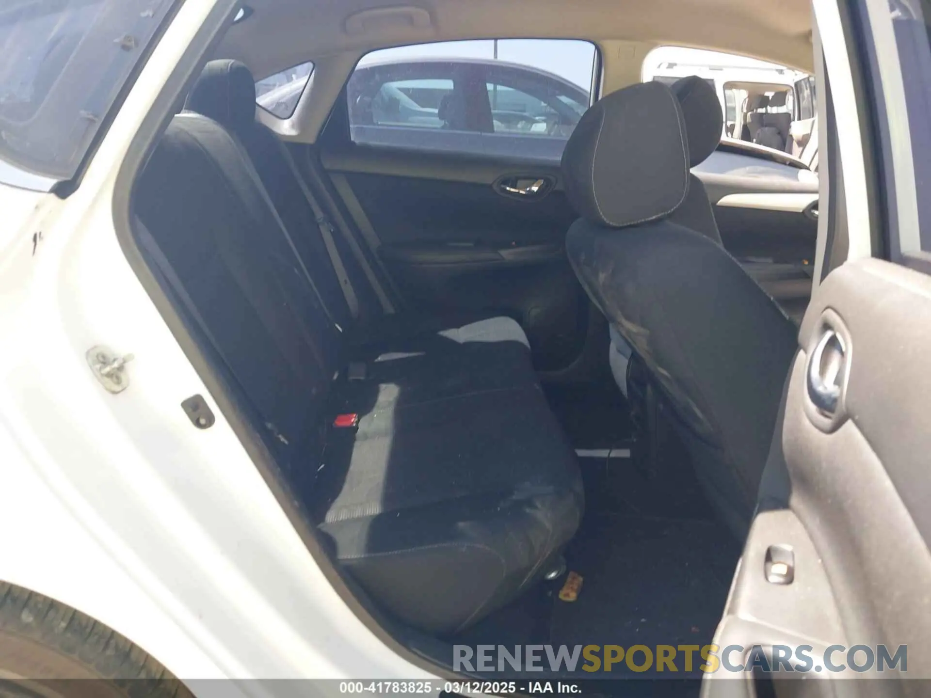 8 Photograph of a damaged car 3N1AB7AP5KY203397 NISSAN SENTRA 2019