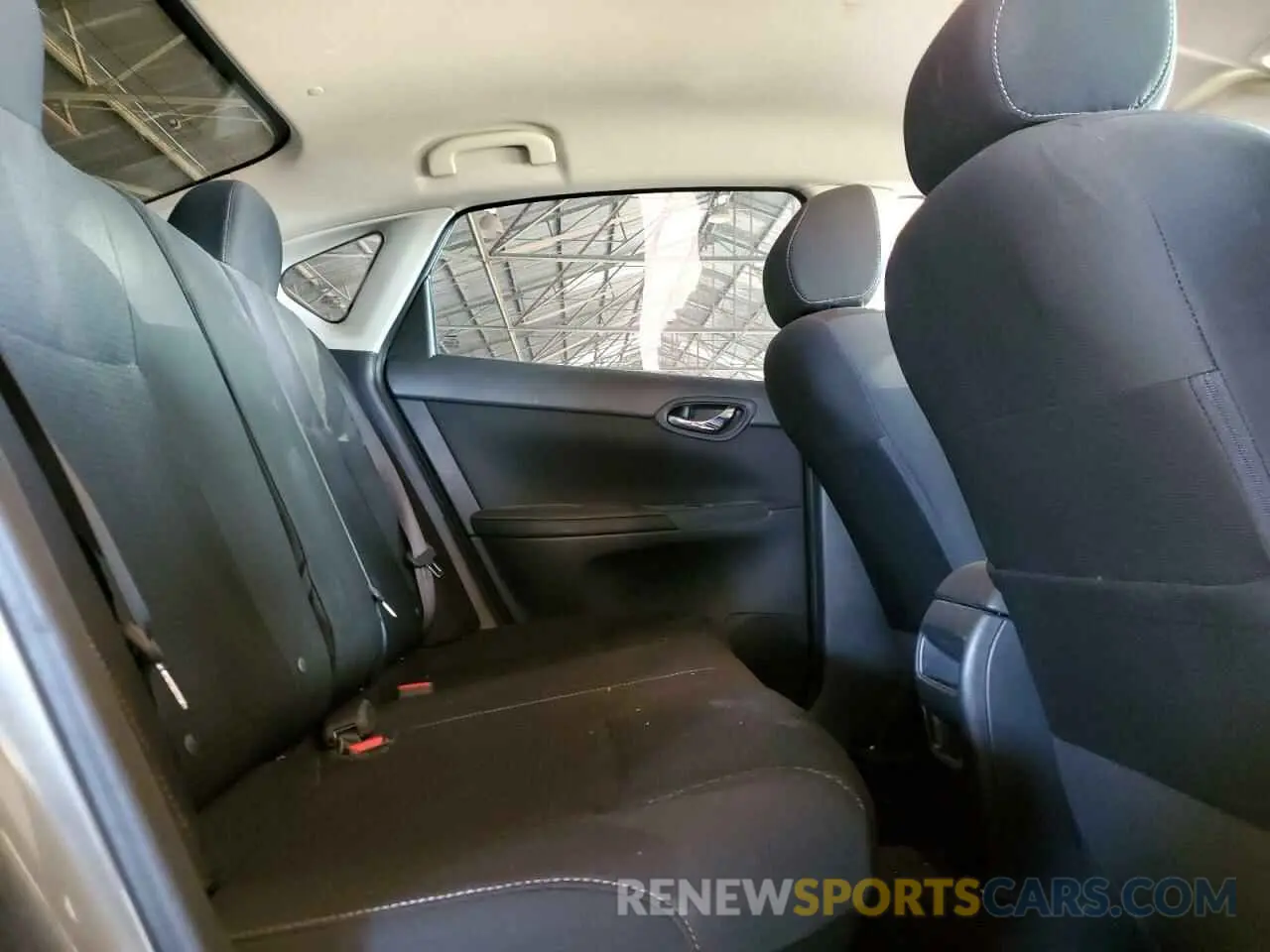 10 Photograph of a damaged car 3N1AB7AP5KY211998 NISSAN SENTRA 2019