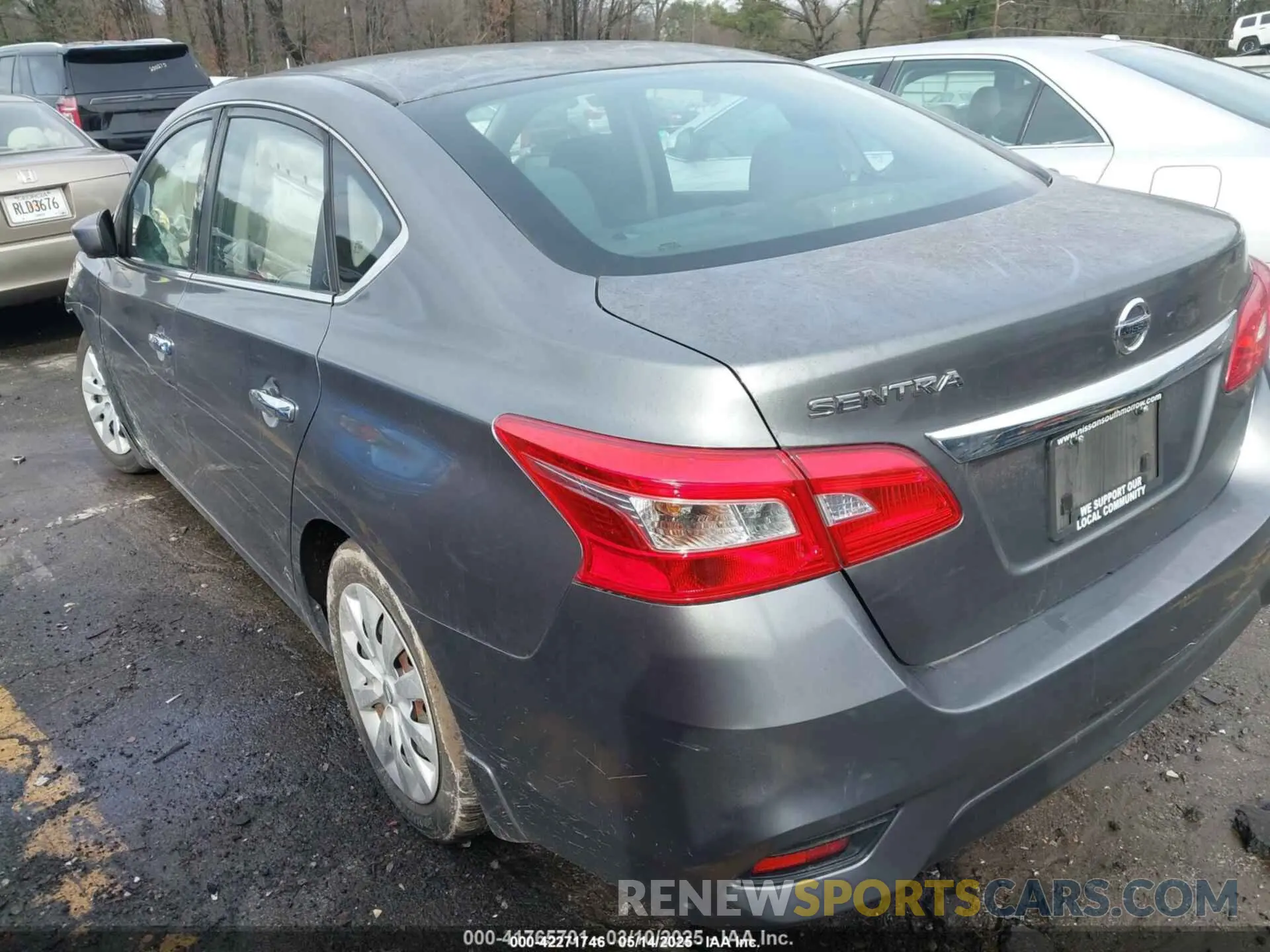 3 Photograph of a damaged car 3N1AB7AP5KY224993 NISSAN SENTRA 2019
