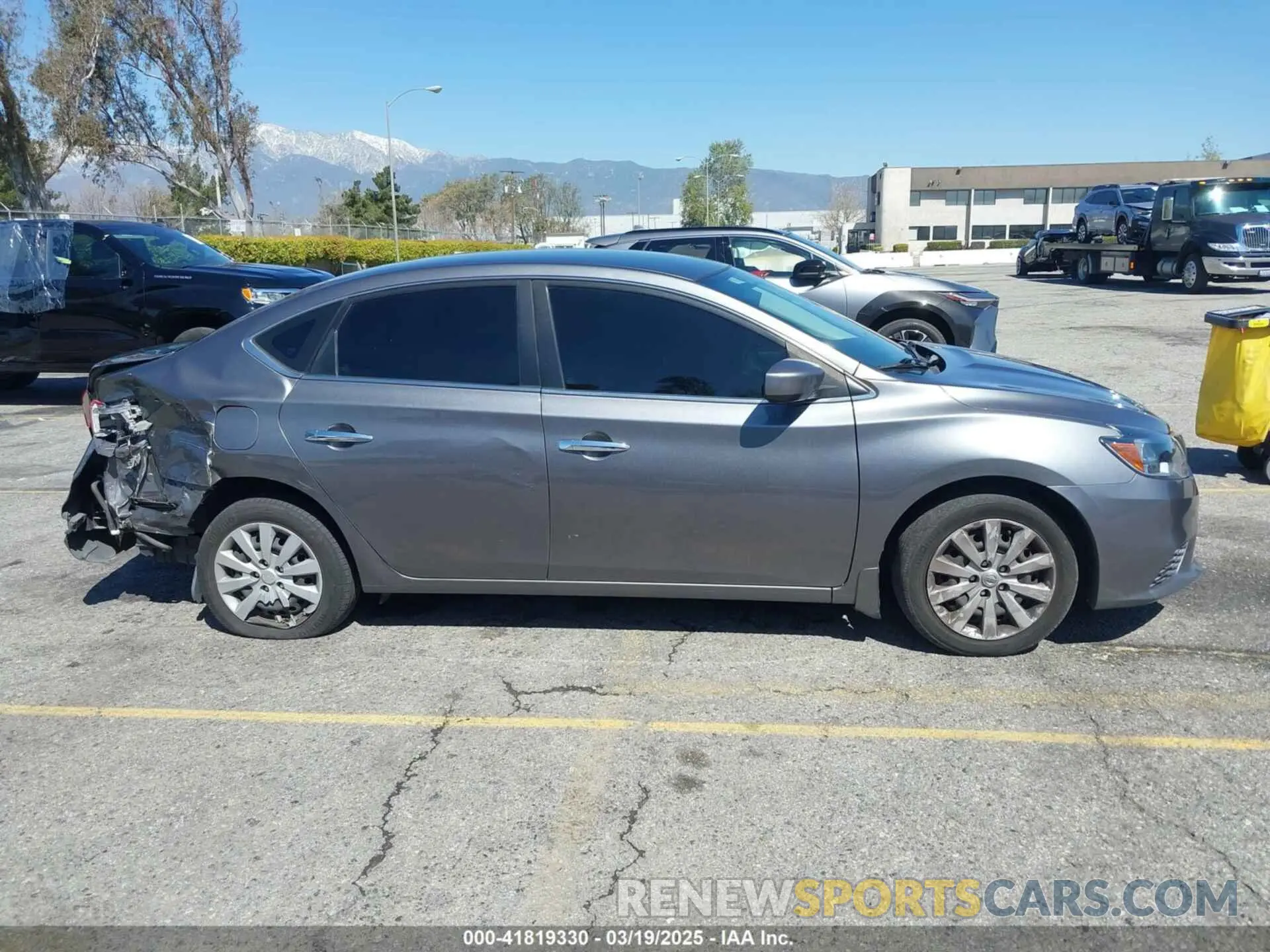 13 Photograph of a damaged car 3N1AB7AP5KY228039 NISSAN SENTRA 2019