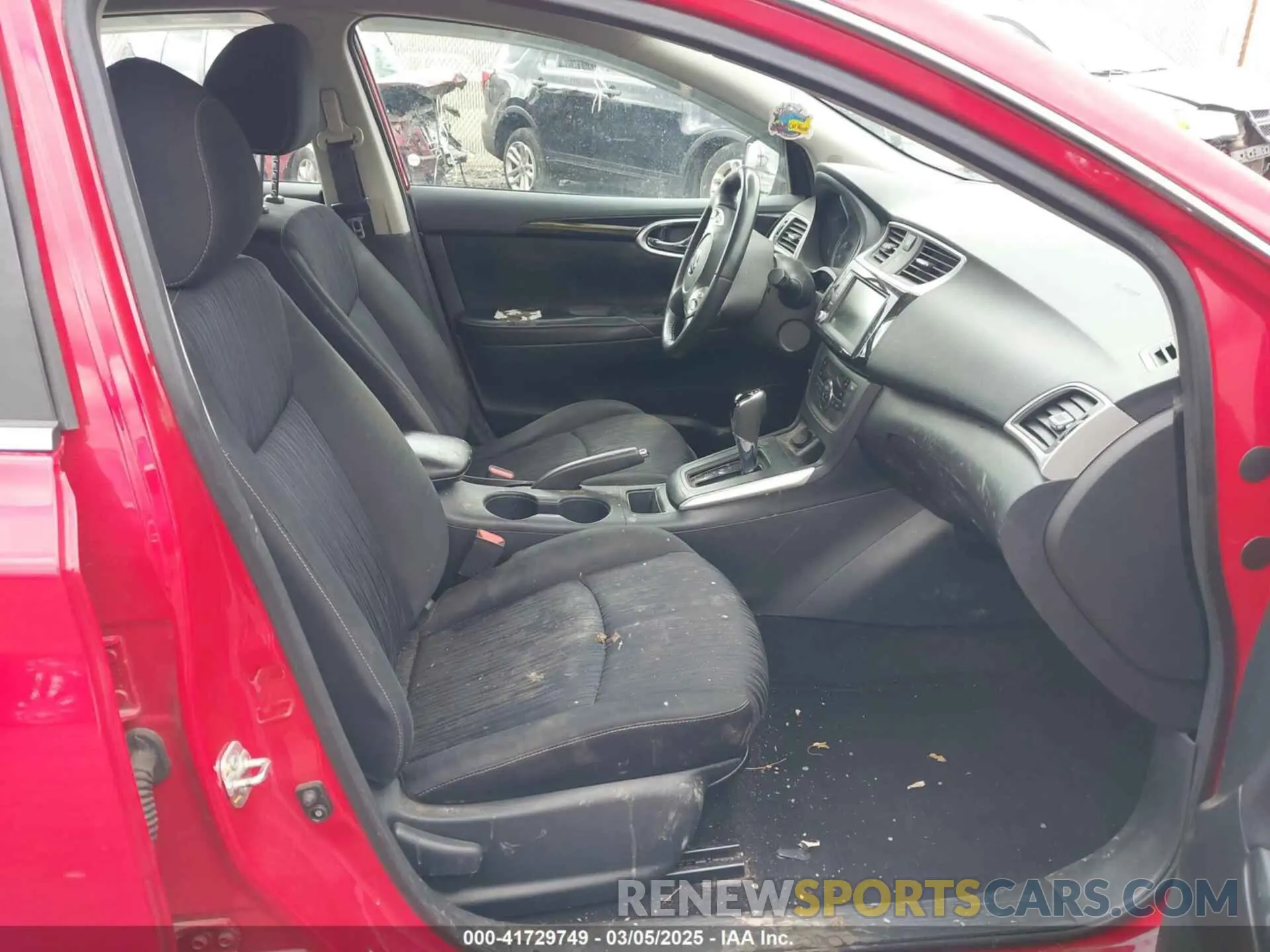 5 Photograph of a damaged car 3N1AB7AP5KY244158 NISSAN SENTRA 2019