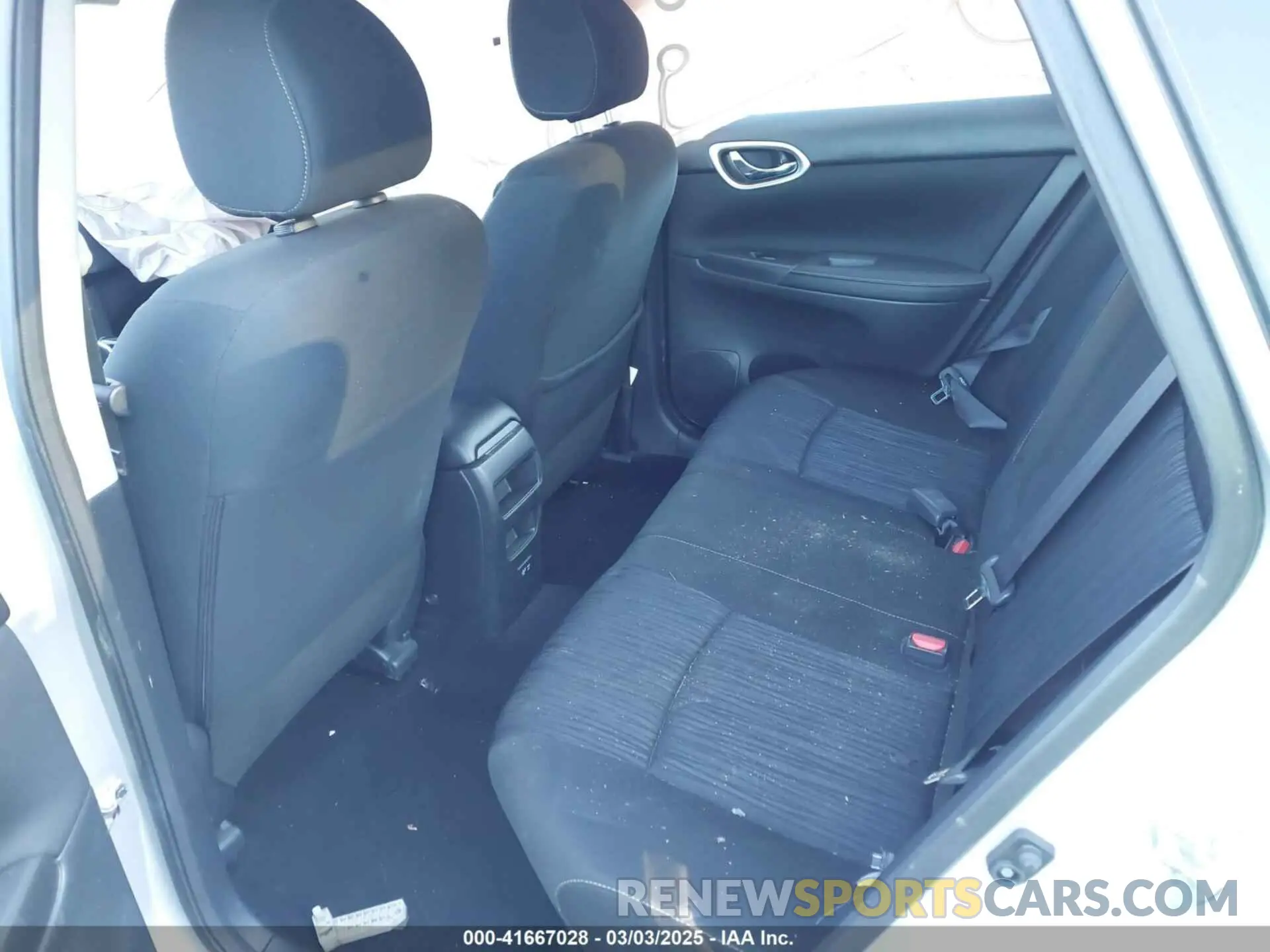 8 Photograph of a damaged car 3N1AB7AP5KY285373 NISSAN SENTRA 2019