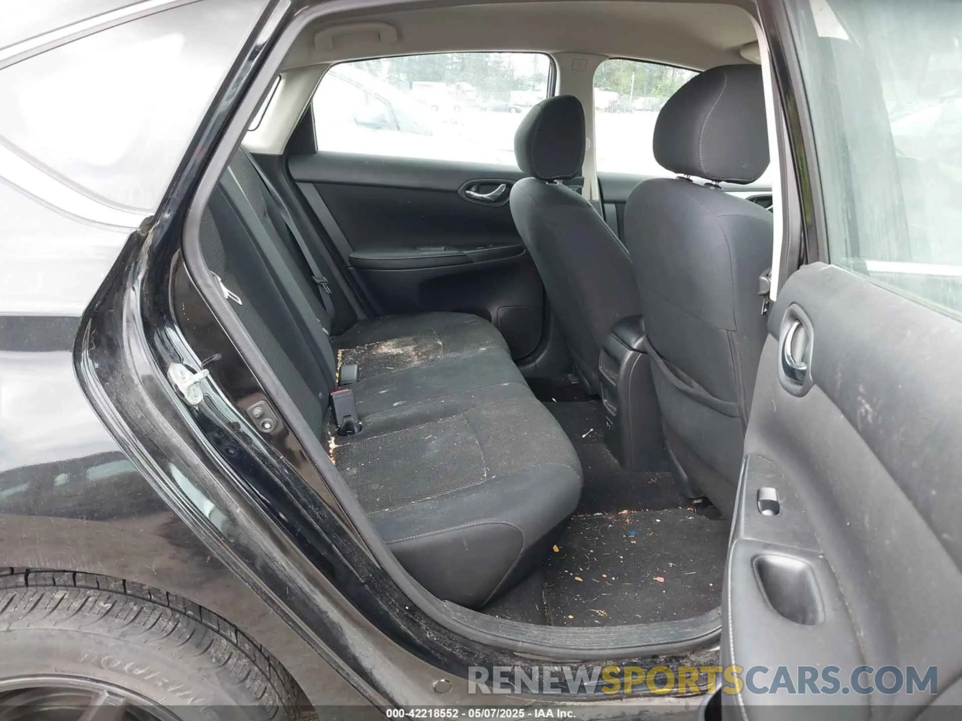 8 Photograph of a damaged car 3N1AB7AP5KY297698 NISSAN SENTRA 2019