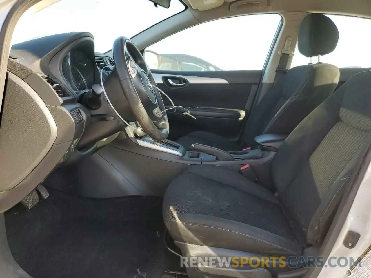 7 Photograph of a damaged car 3N1AB7AP5KY309736 NISSAN SENTRA 2019