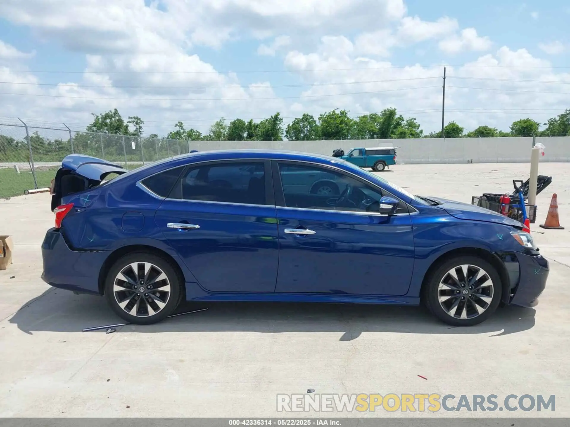 13 Photograph of a damaged car 3N1AB7AP5KY312121 NISSAN SENTRA 2019