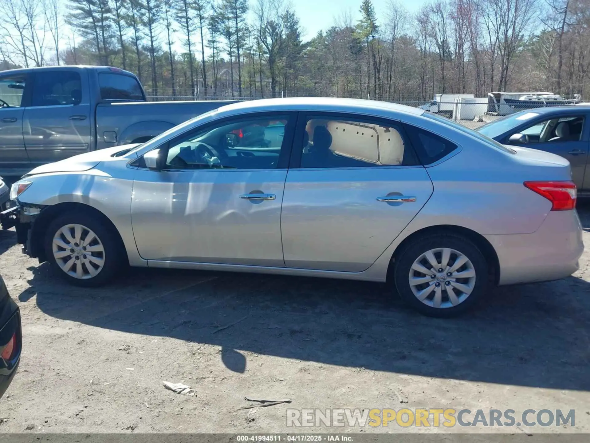 14 Photograph of a damaged car 3N1AB7AP5KY321725 NISSAN SENTRA 2019