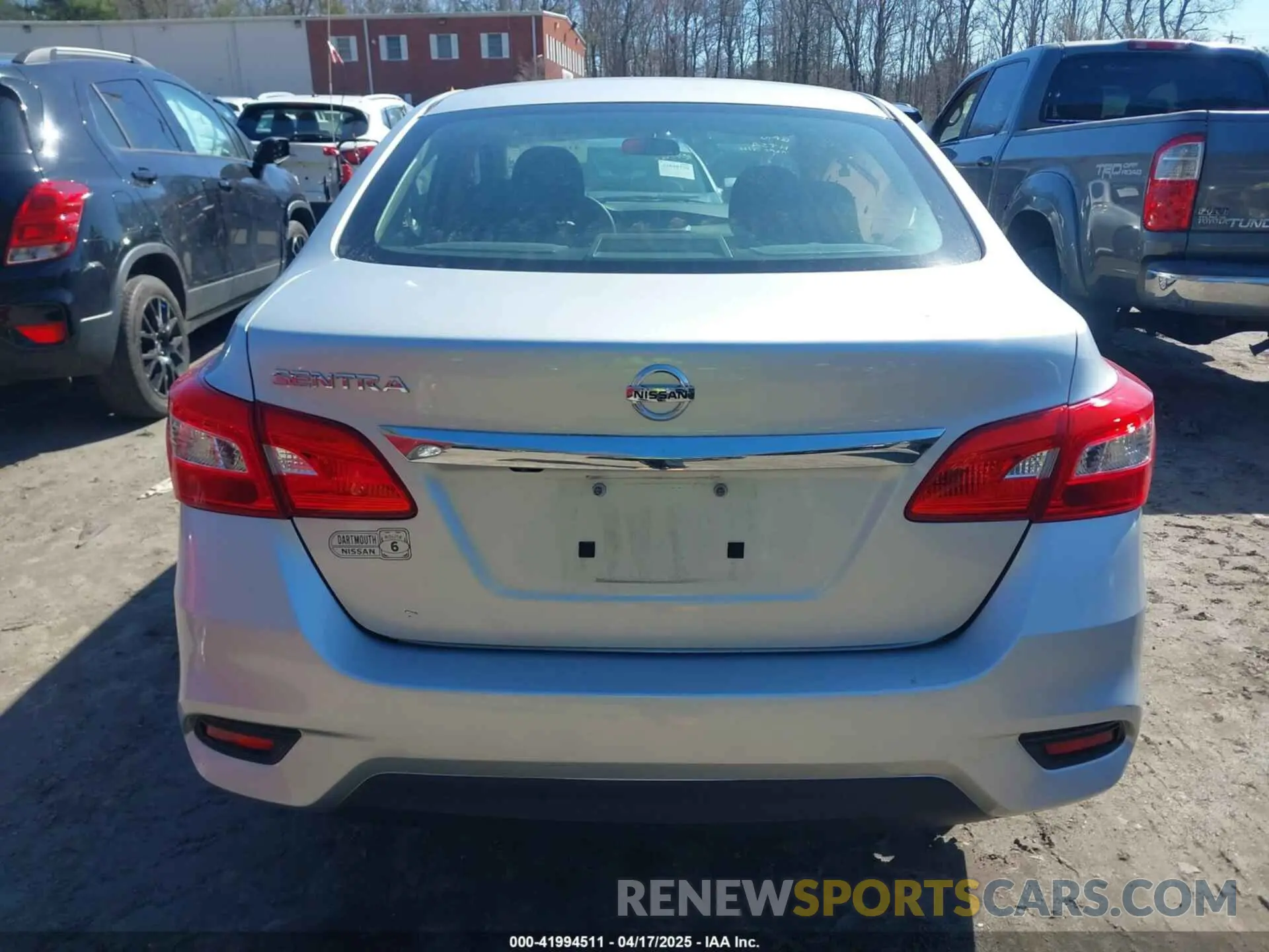 16 Photograph of a damaged car 3N1AB7AP5KY321725 NISSAN SENTRA 2019