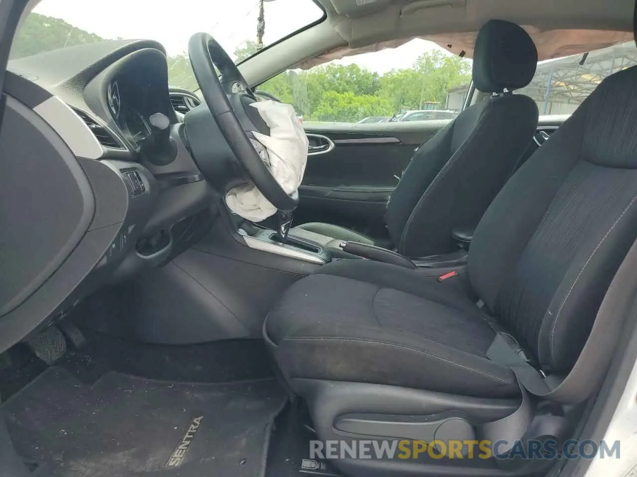 7 Photograph of a damaged car 3N1AB7AP5KY329971 NISSAN SENTRA 2019