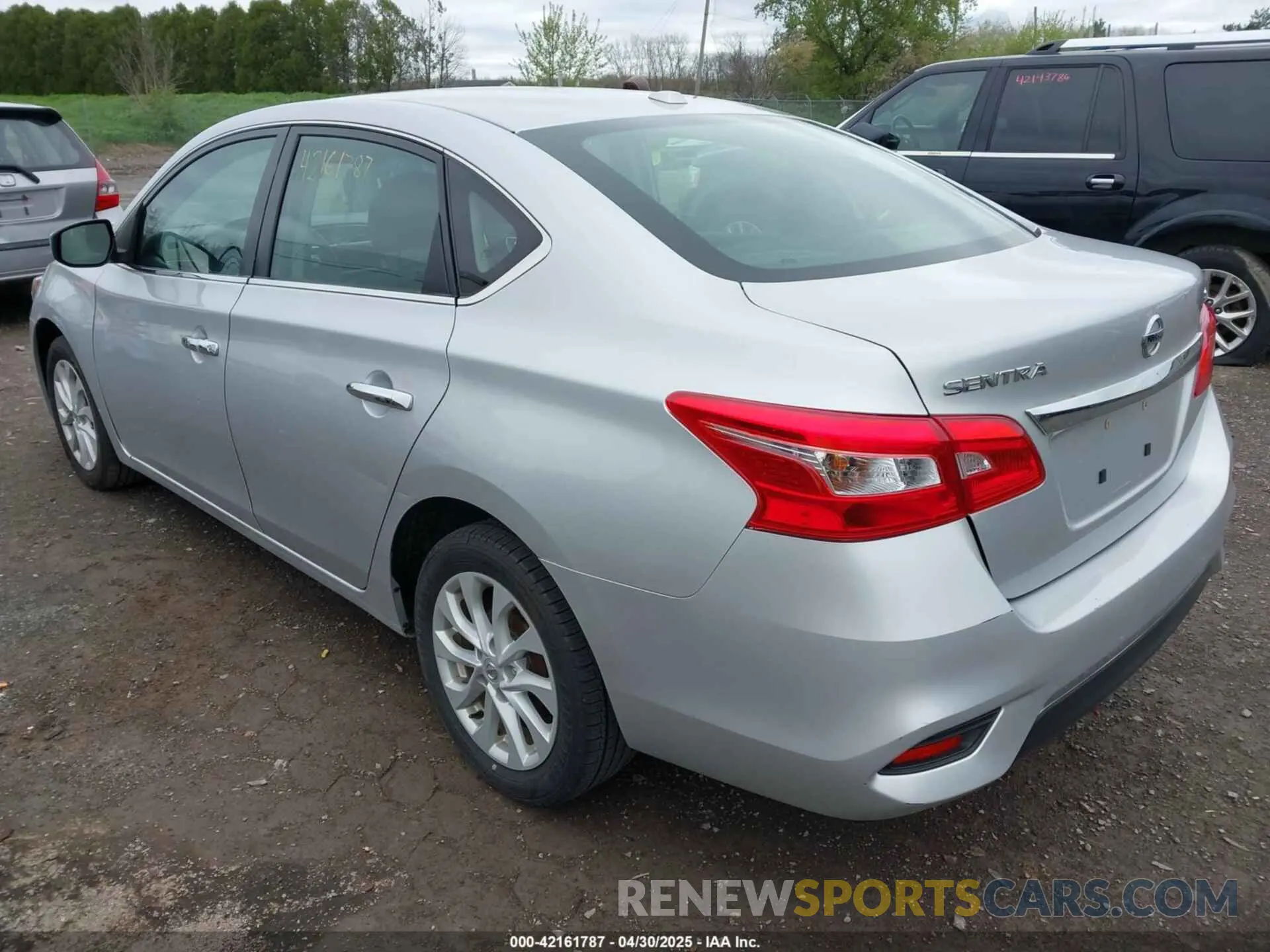 3 Photograph of a damaged car 3N1AB7AP5KY339240 NISSAN SENTRA 2019