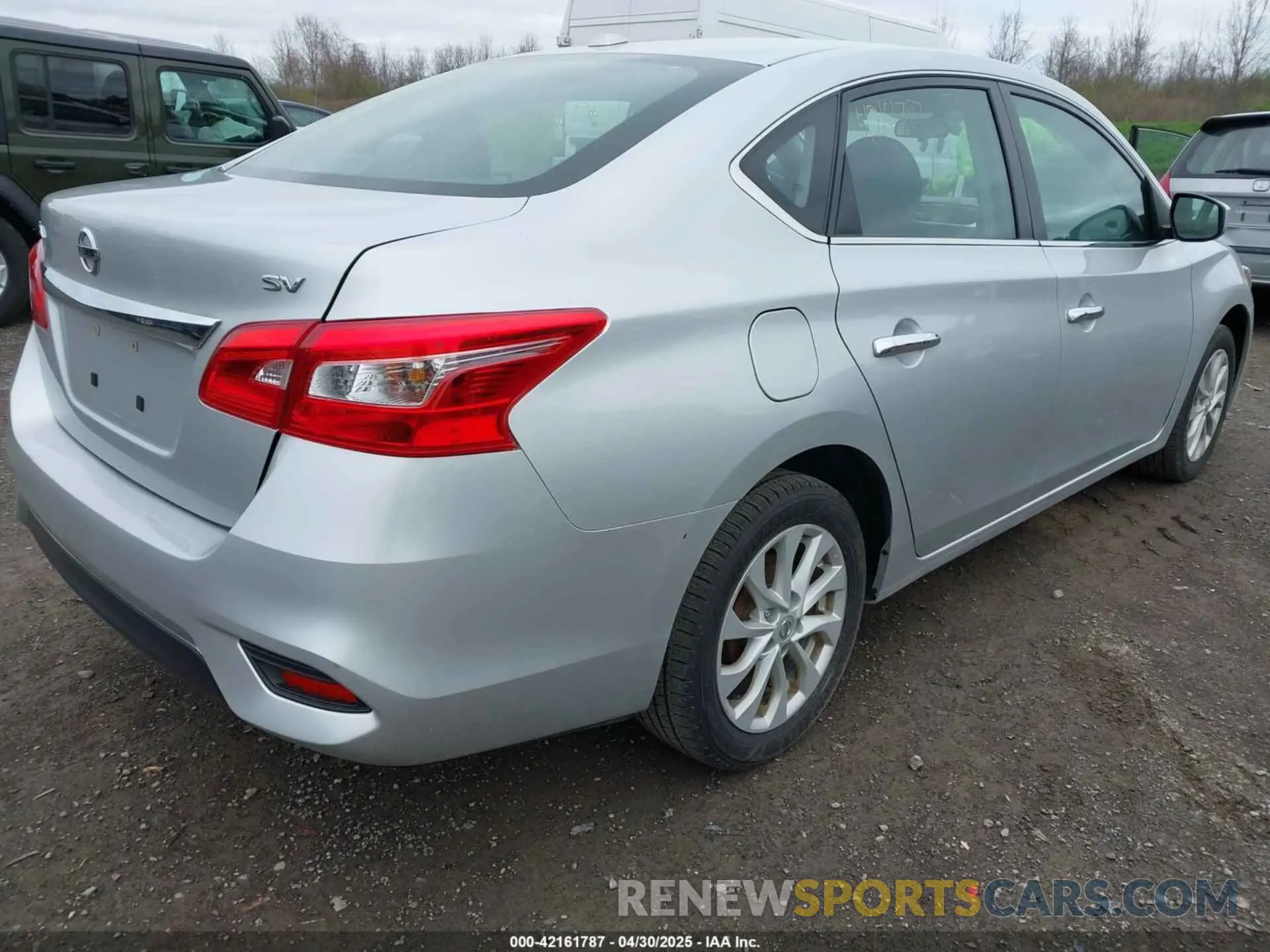 4 Photograph of a damaged car 3N1AB7AP5KY339240 NISSAN SENTRA 2019