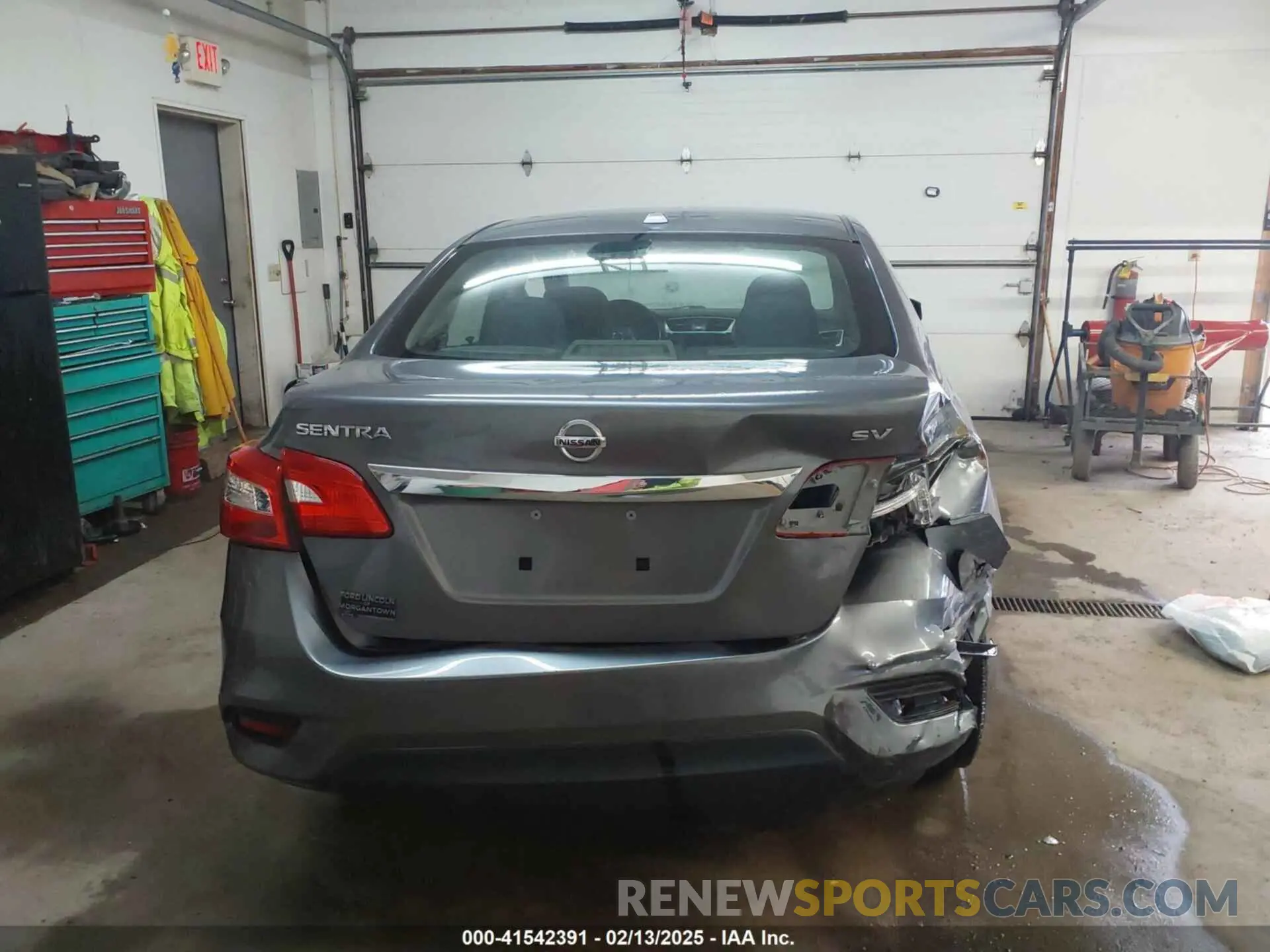 17 Photograph of a damaged car 3N1AB7AP5KY344051 NISSAN SENTRA 2019